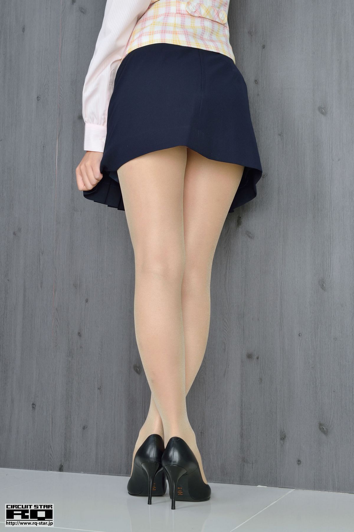 [RQ-STAR] 2013.01.07 NO.00739 Nanami Takahashi 高橋七海 Office Lady [80P]