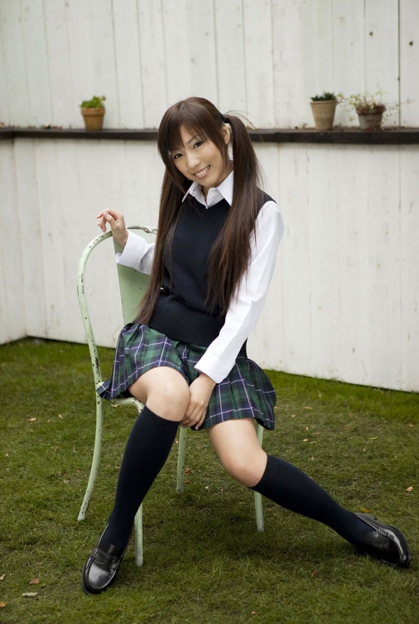 [image.tv] 2011.01 Amusement Girls アミューズメント★ガールズ MIRACLE TRIO ミラクル トリオ 前編 [42P]