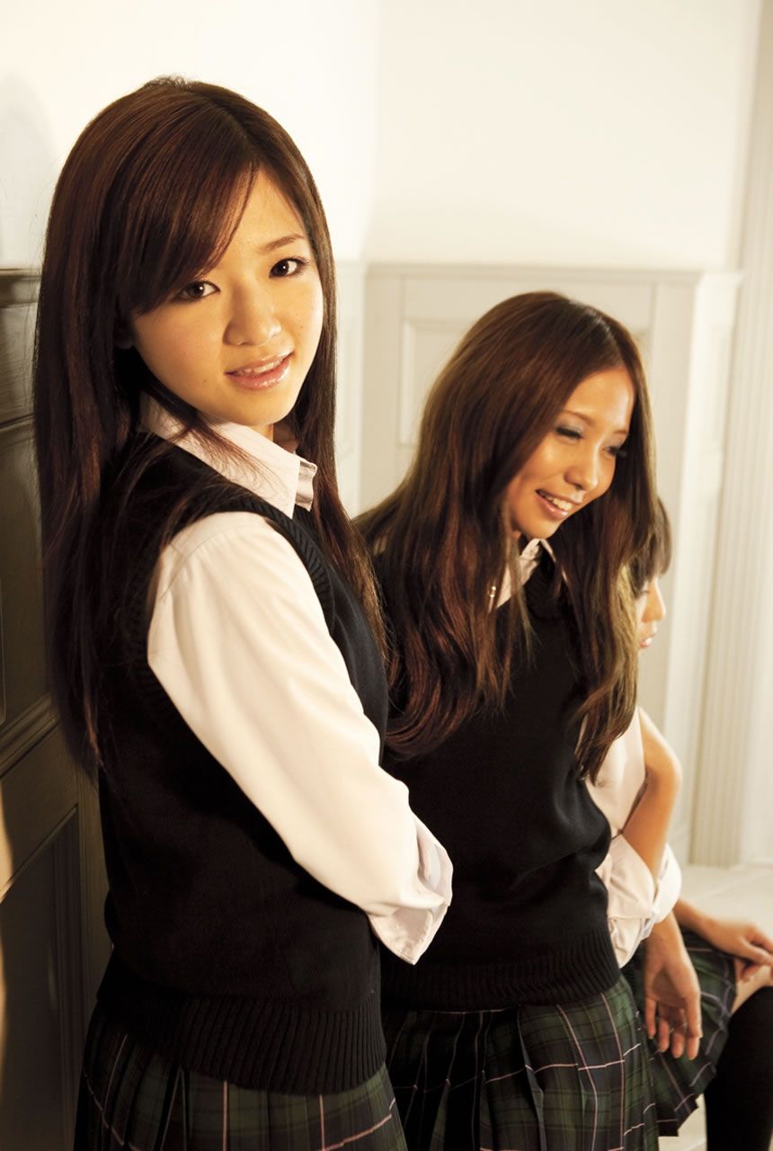 [image.tv] 2011.01 Amusement Girls アミューズメント★ガールズ MIRACLE TRIO ミラクル トリオ 前編 [42P]