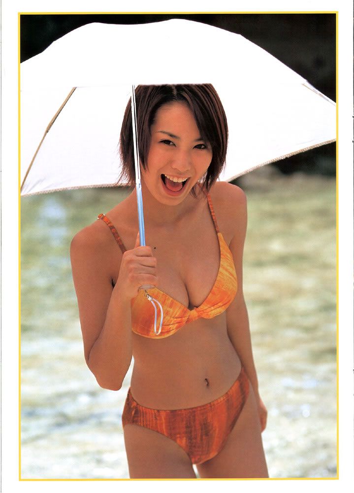 市川由衣 Yui Ichikawa《Yuirus 2002》 写真全本 [86P]