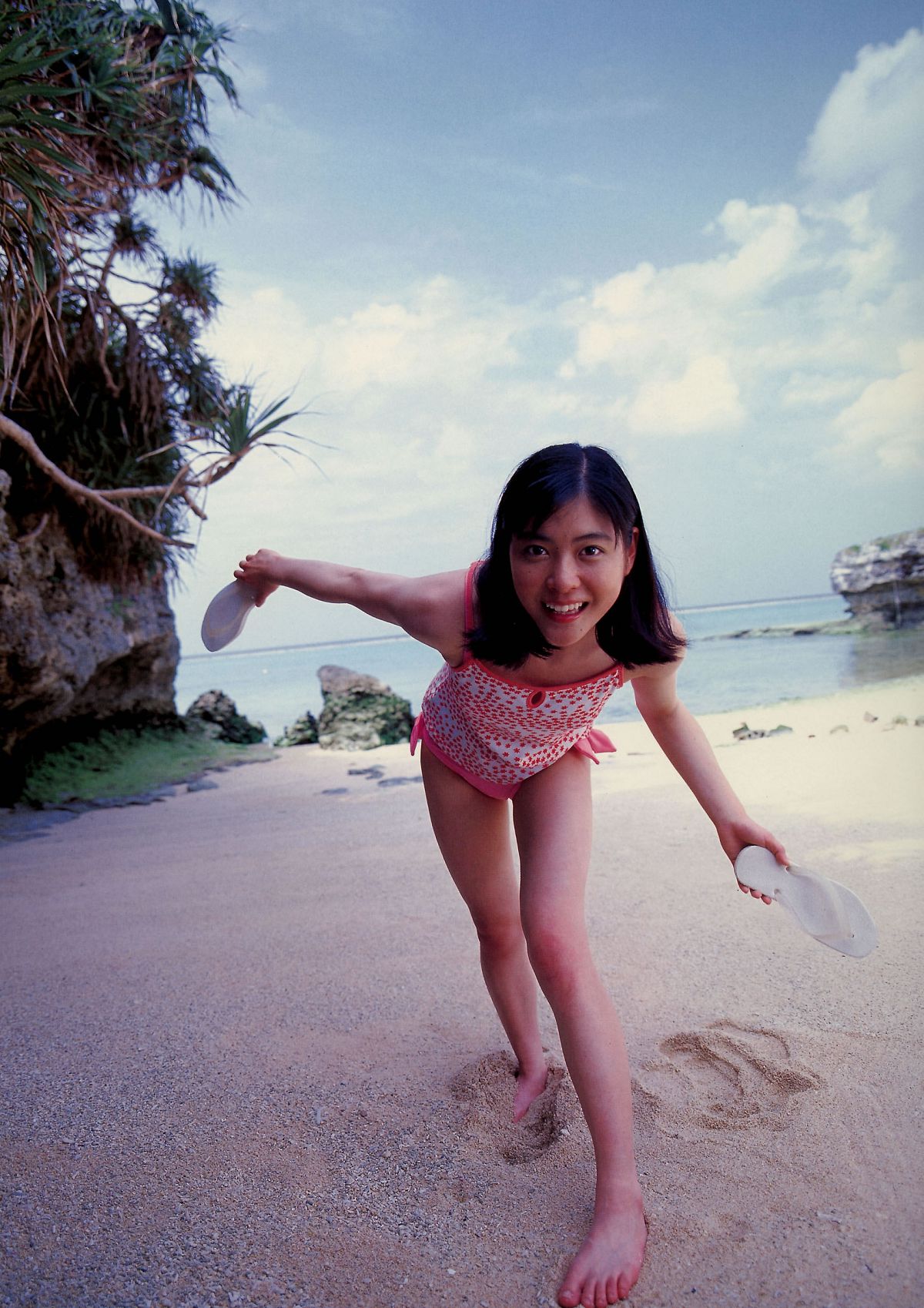 [PB] 上野树里 Juri Ueno《JURI First》 写真全本 [100P]