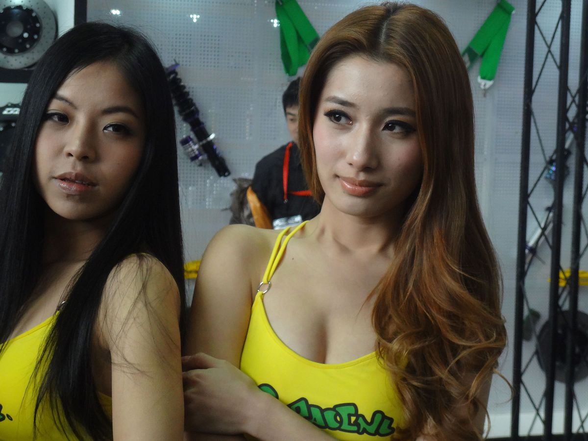 NO014 2012广州改装车展车模 [20P]