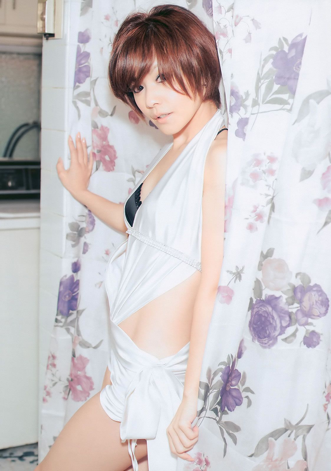 [Weekly Playboy] 2011 No.03-04 前田敦子 四元奈生美 中澤裕子 にわみきほ 松田まどか かな子 岡本夏生 [41P]