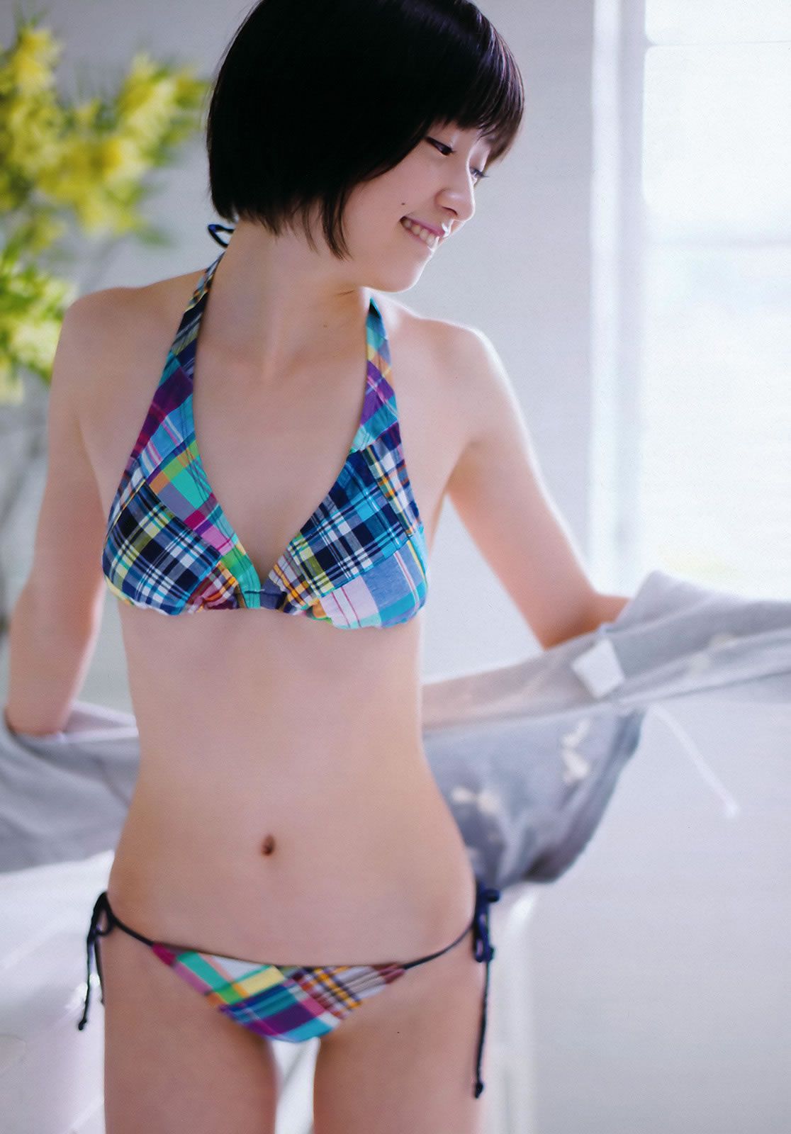 [Weekly Playboy] 2011 No.24 前田敦子 相楽樹 小林優美 指原莉乃 吉木りさ 島田晴香 小林恵美 [46P]