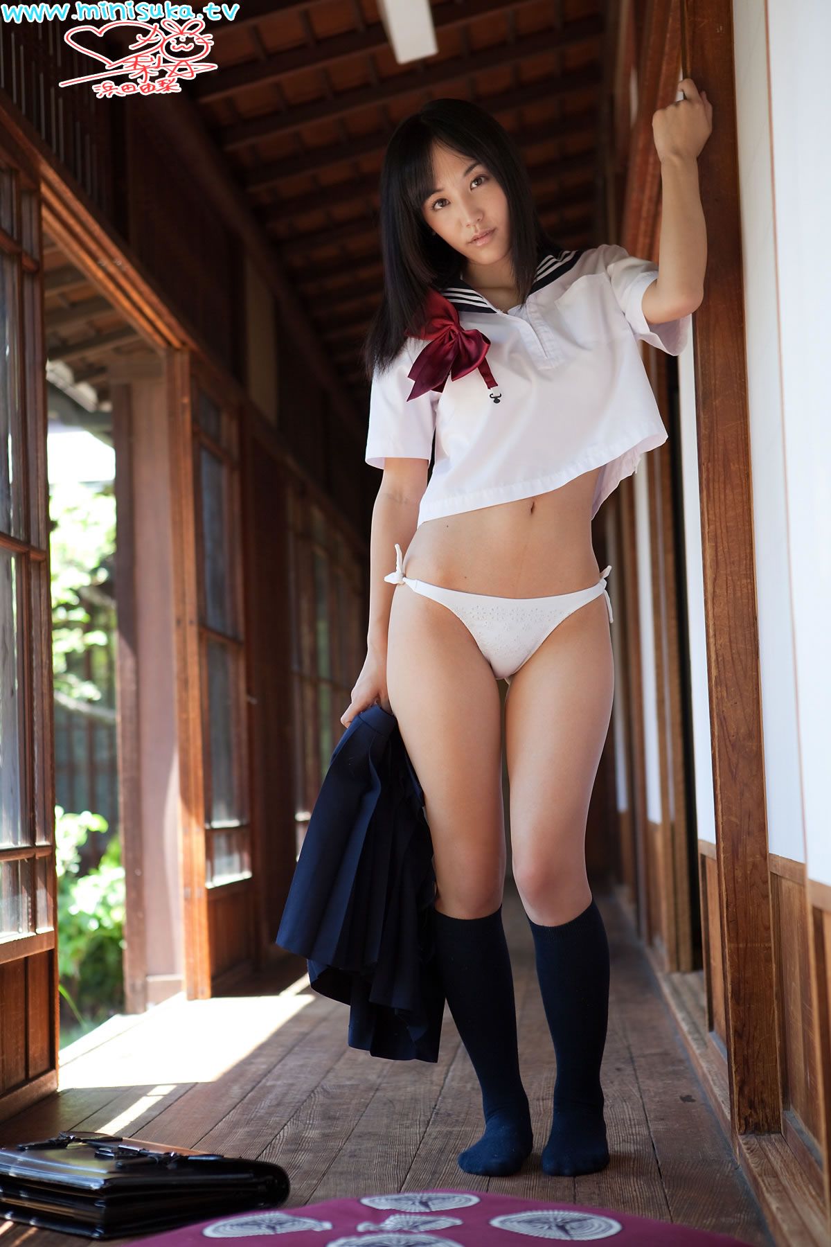 [Minisuka.tv] 2013.01.25 浜田由梨 Yuri Hamada Dream Gallery 2.2 [43P]