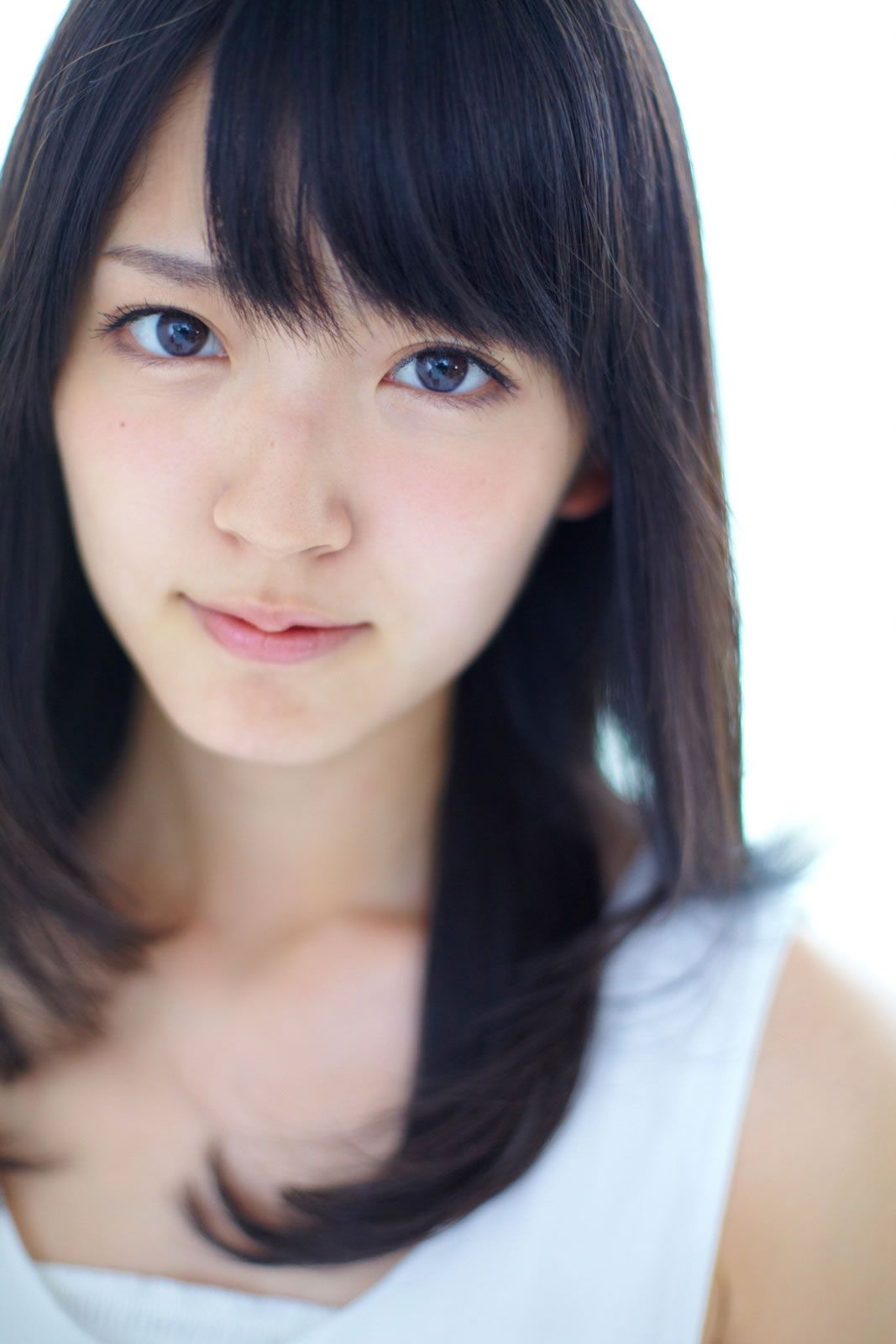 [Hello! Project Digital Books] 2013.01.26 No.102 Airi Suzuki 鈴木愛理 [92P]
