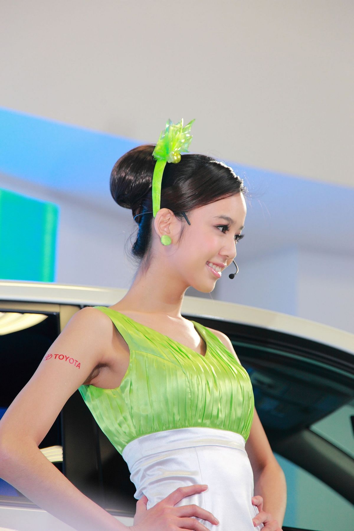 2012Intl Auto Show-(TOYOTA) 陳庭妮、王心恬 [32P]
