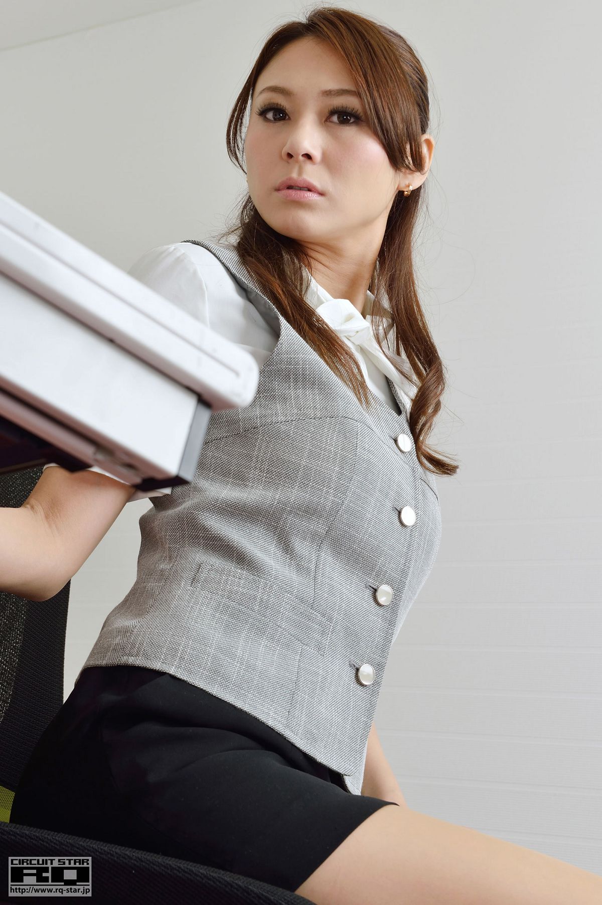 [RQ-STAR] 2013.02.13 NO.00756 Rei Shishido 宍戸レイ Office Lady [70P]
