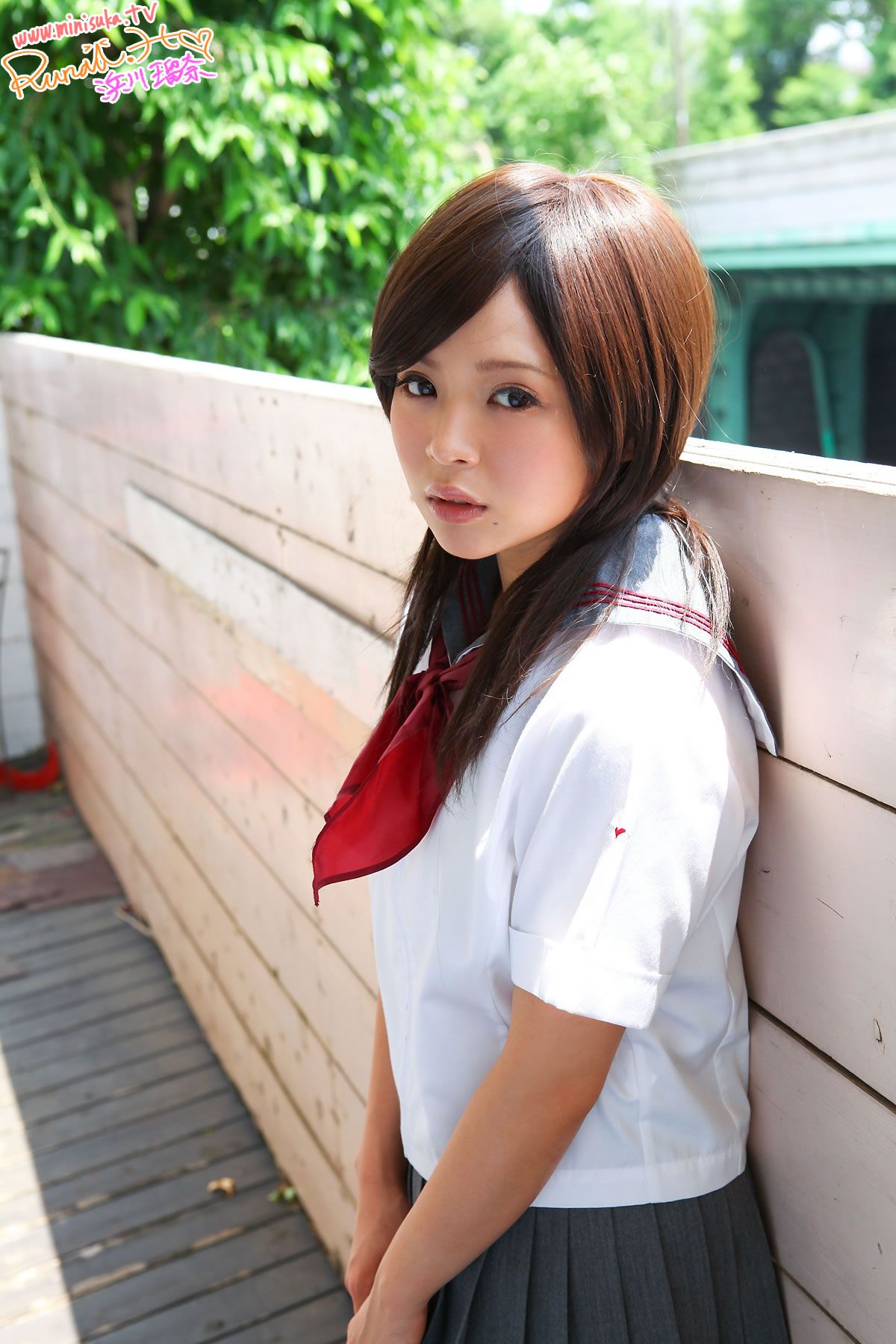 [Minisuka.tv] 2013.03.01 浜川瑠奈 Runa Hamakawa Dream Gallery 3.1 [42P]