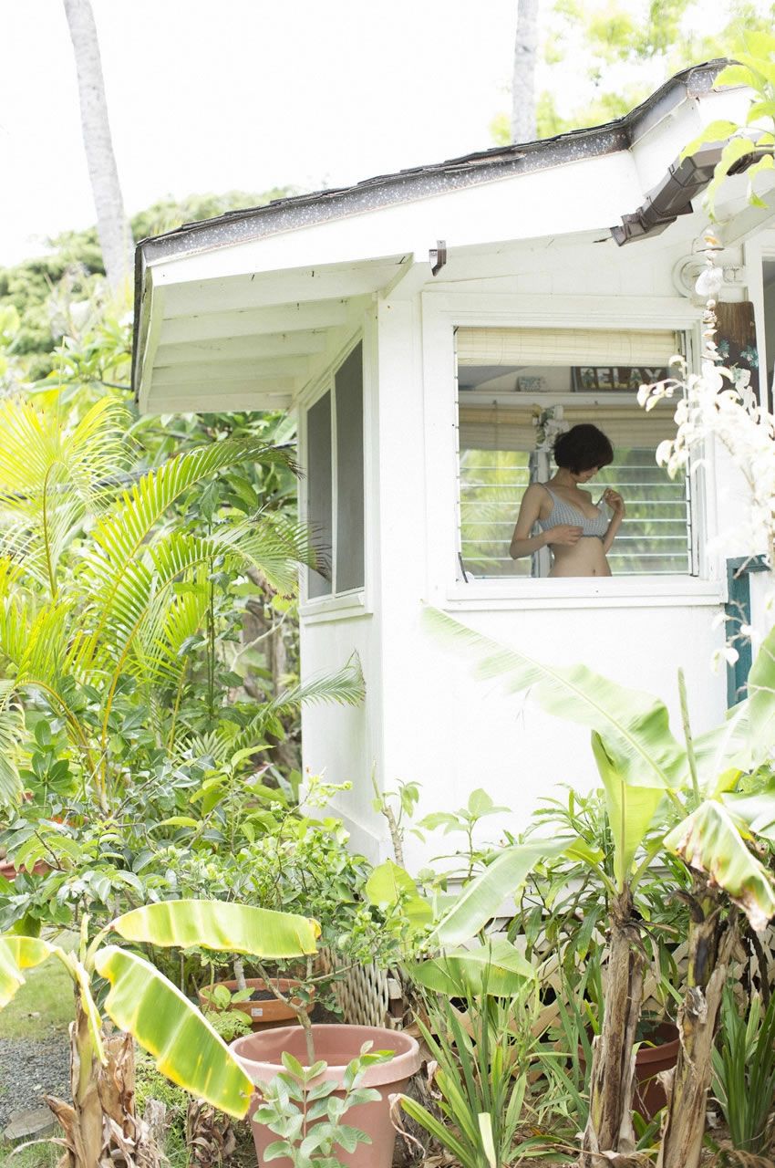 [WPB-net] 2013.01.08 No.153 鈴木ちなみ スペシャル写真集 [156P]
