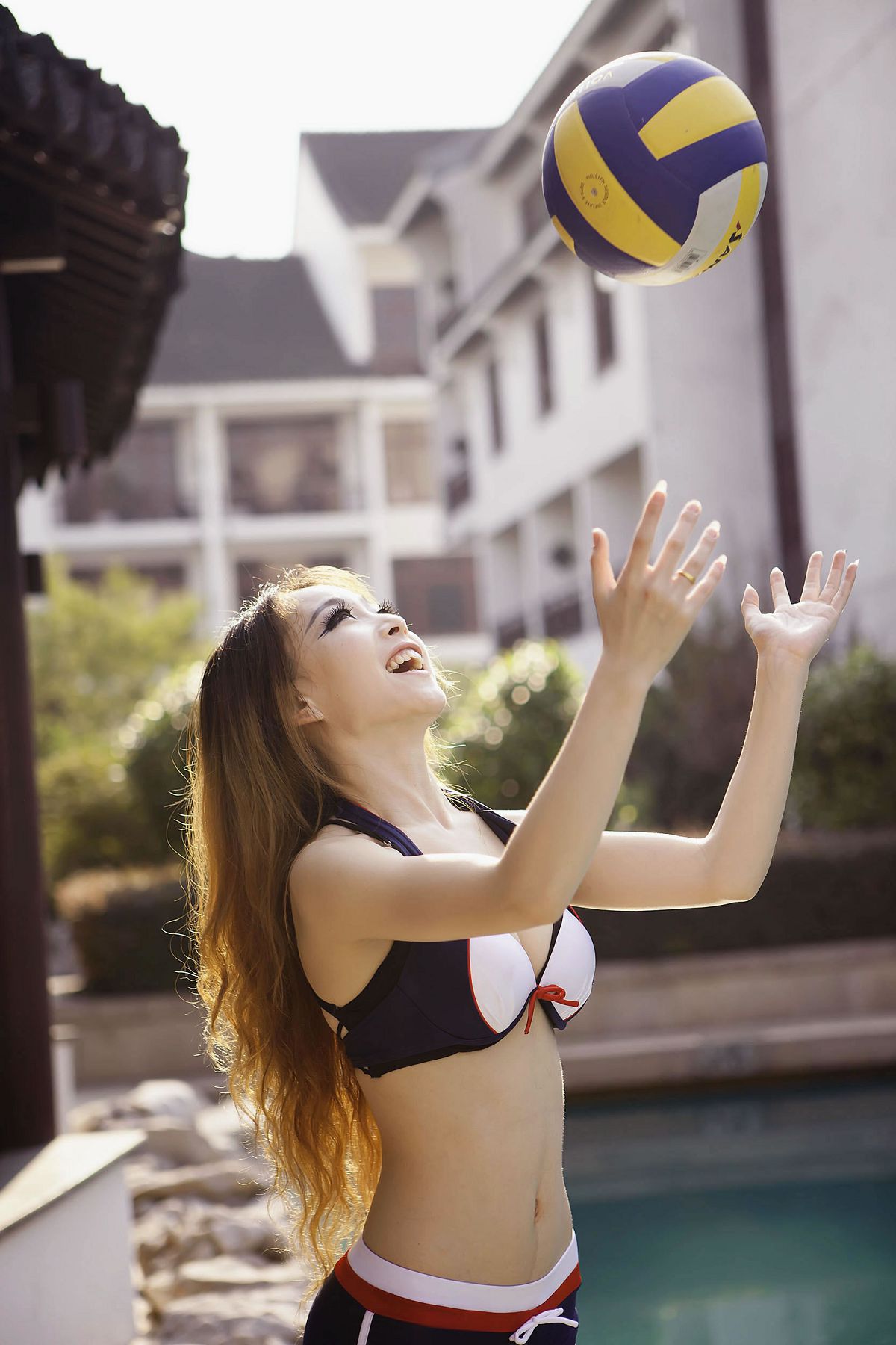 纤细身材 神舟U45清纯嫩模私房照 VS 妖冶白皙美人泳装写真 [33P]