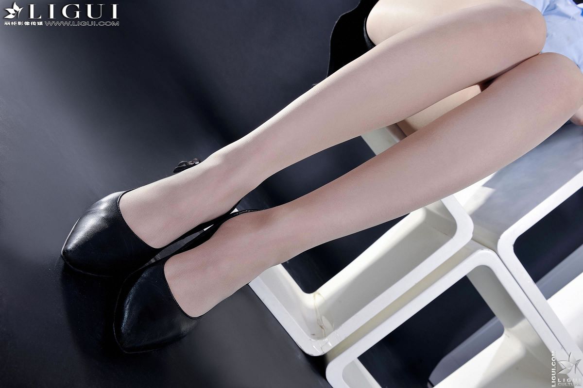 [Ligui] 丽柜 2013.03.08 Model 凌凌 [40P]