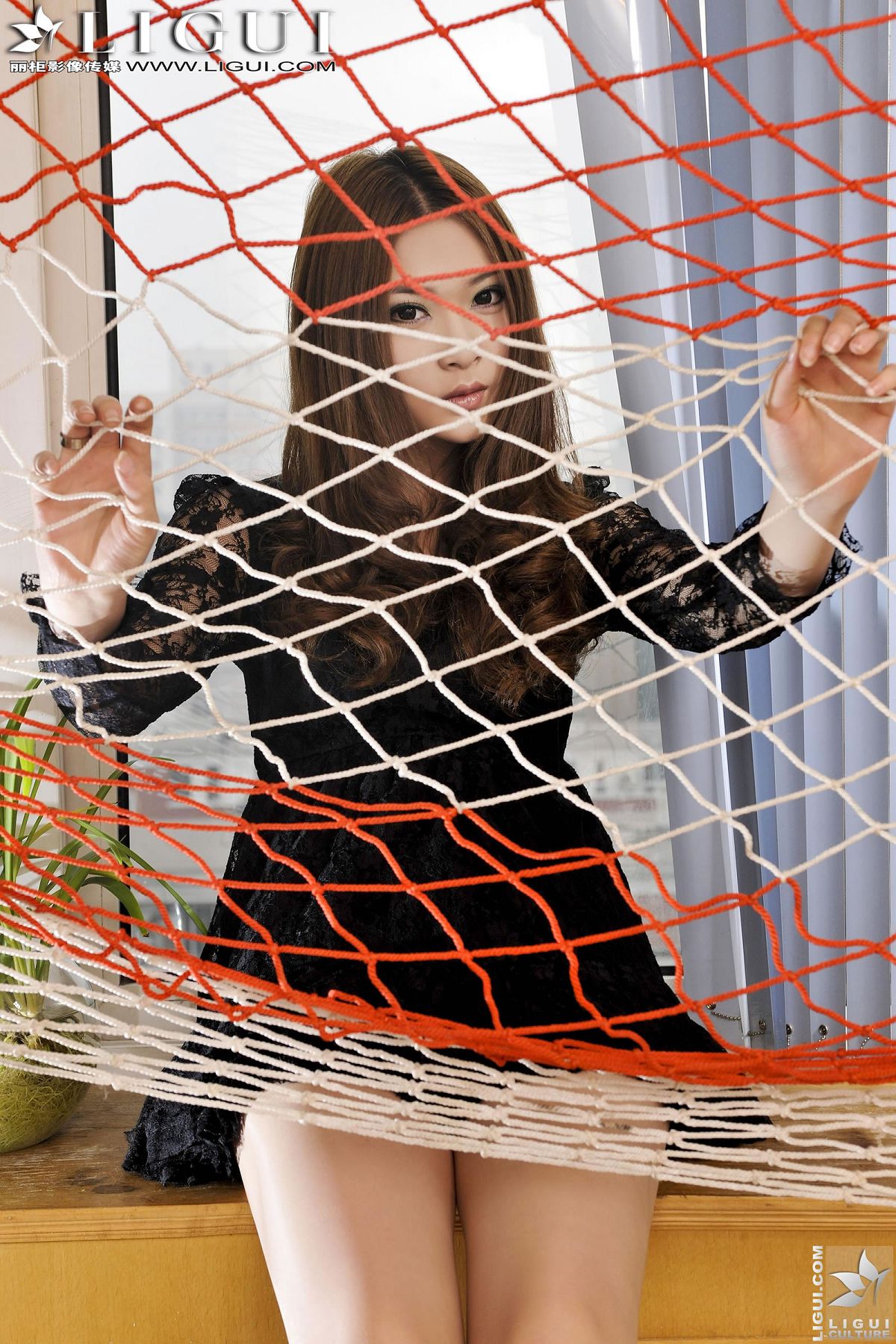 [Ligui] 丽柜 2013.03.15 Model 允儿 [33P]