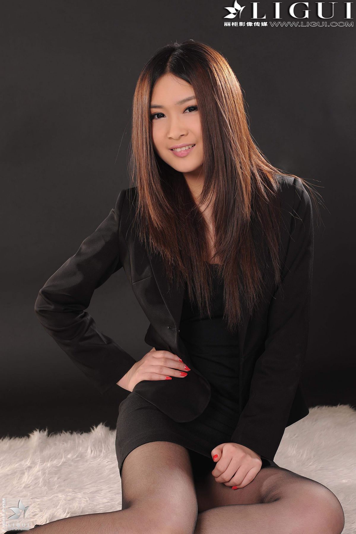 [Ligui] 丽柜 2013.03.15 Model 允儿 [46P]
