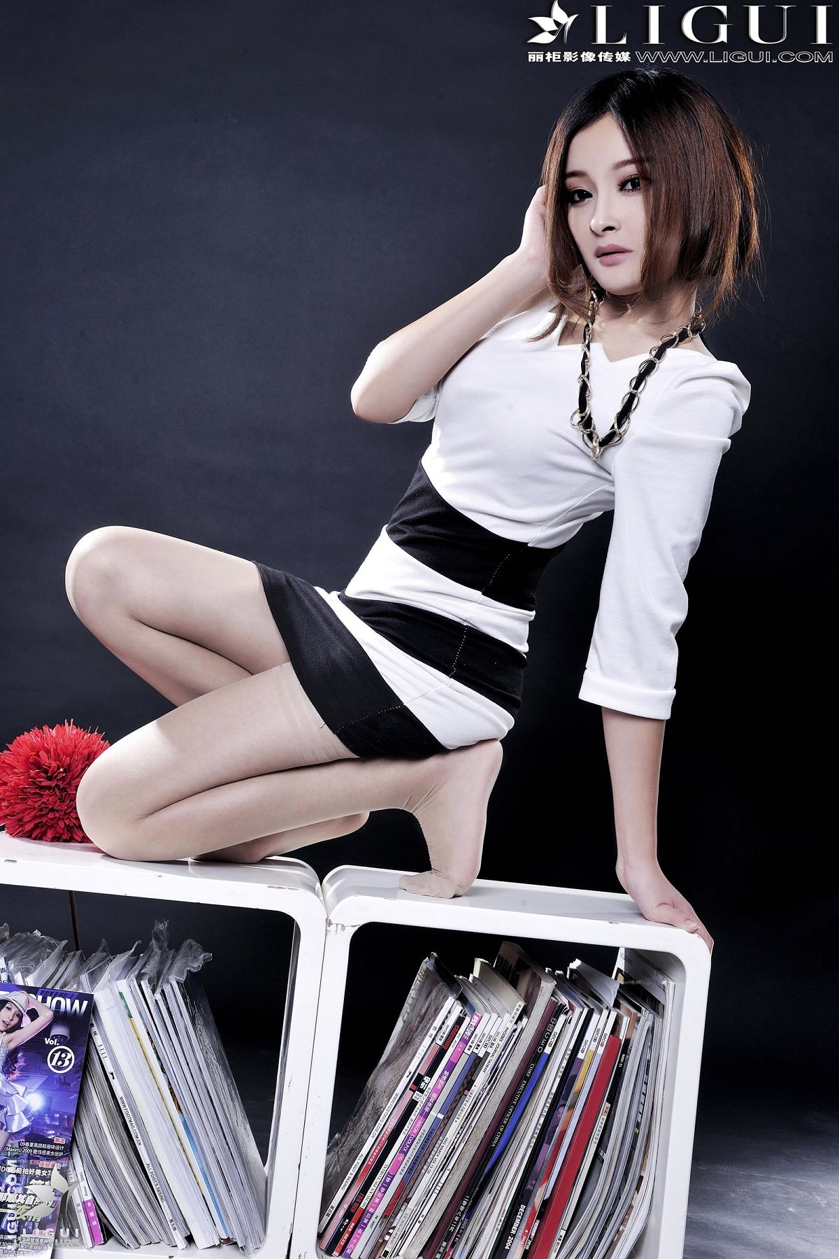 [Ligui] 丽柜 2013.03.15 Model 小杨幂 [74P]