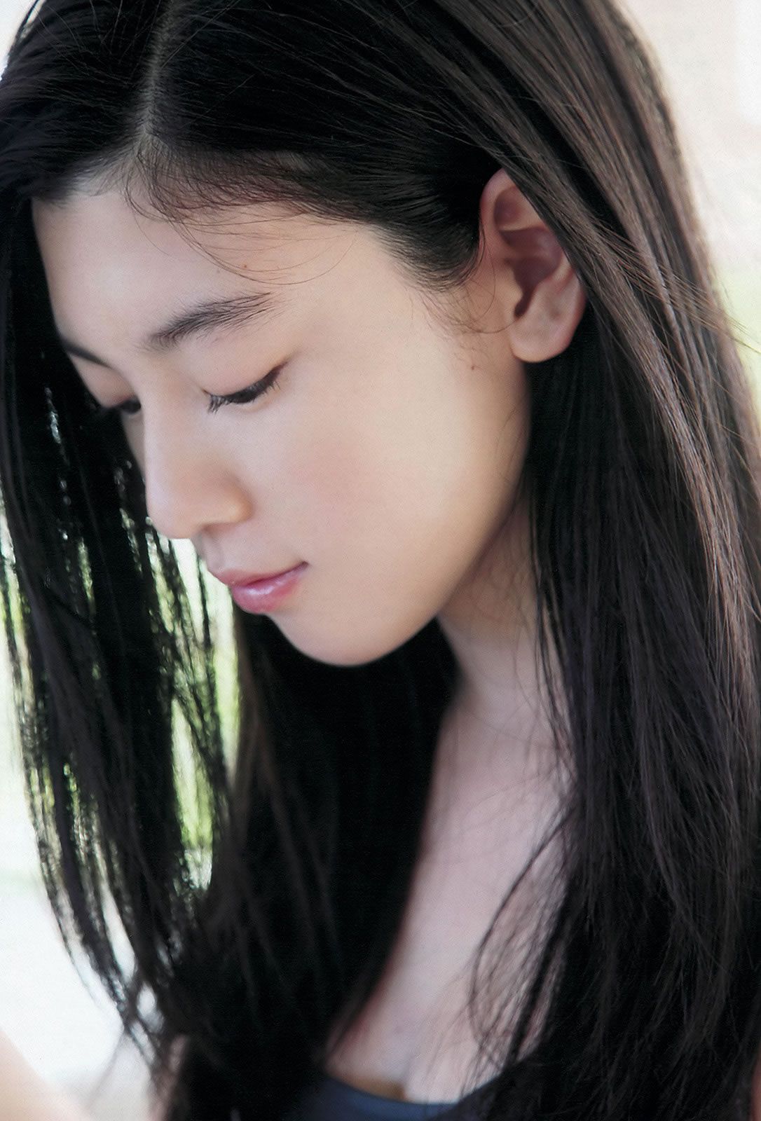 [Weekly Playboy] 2012 No.40 石原さとみ 和田絵莉 モデルガールズ 仁藤みさき 三吉彩花 [30P]