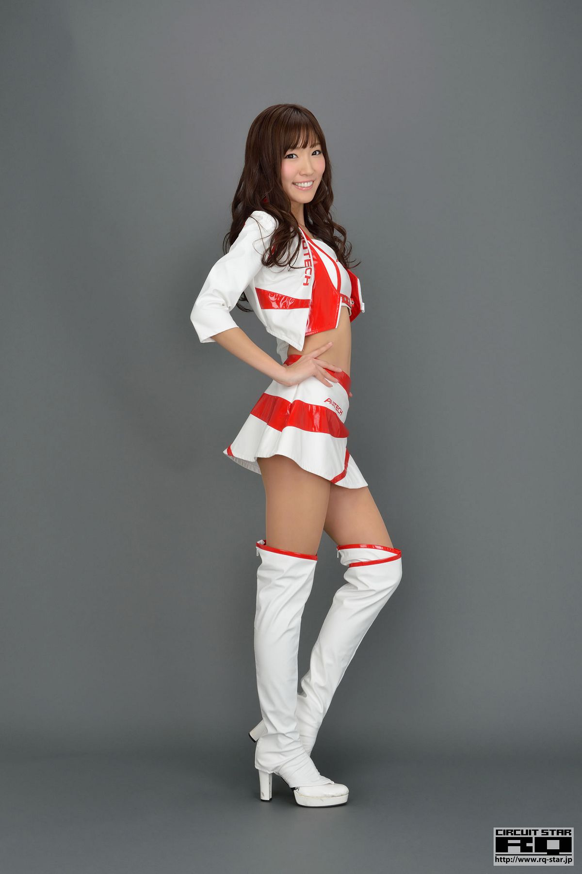 [RQ-STAR] 2013.05.08 NO.00794 Chinatsu Minami 美波千夏 Race Queen [70P]