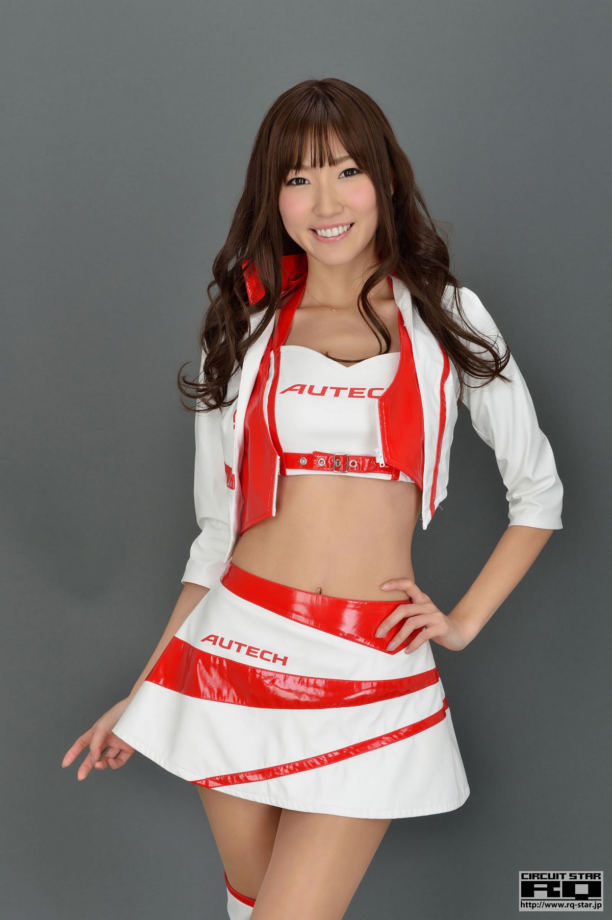 [RQ-STAR] 2013.05.08 NO.00794 Chinatsu Minami 美波千夏 Race Queen [70P]