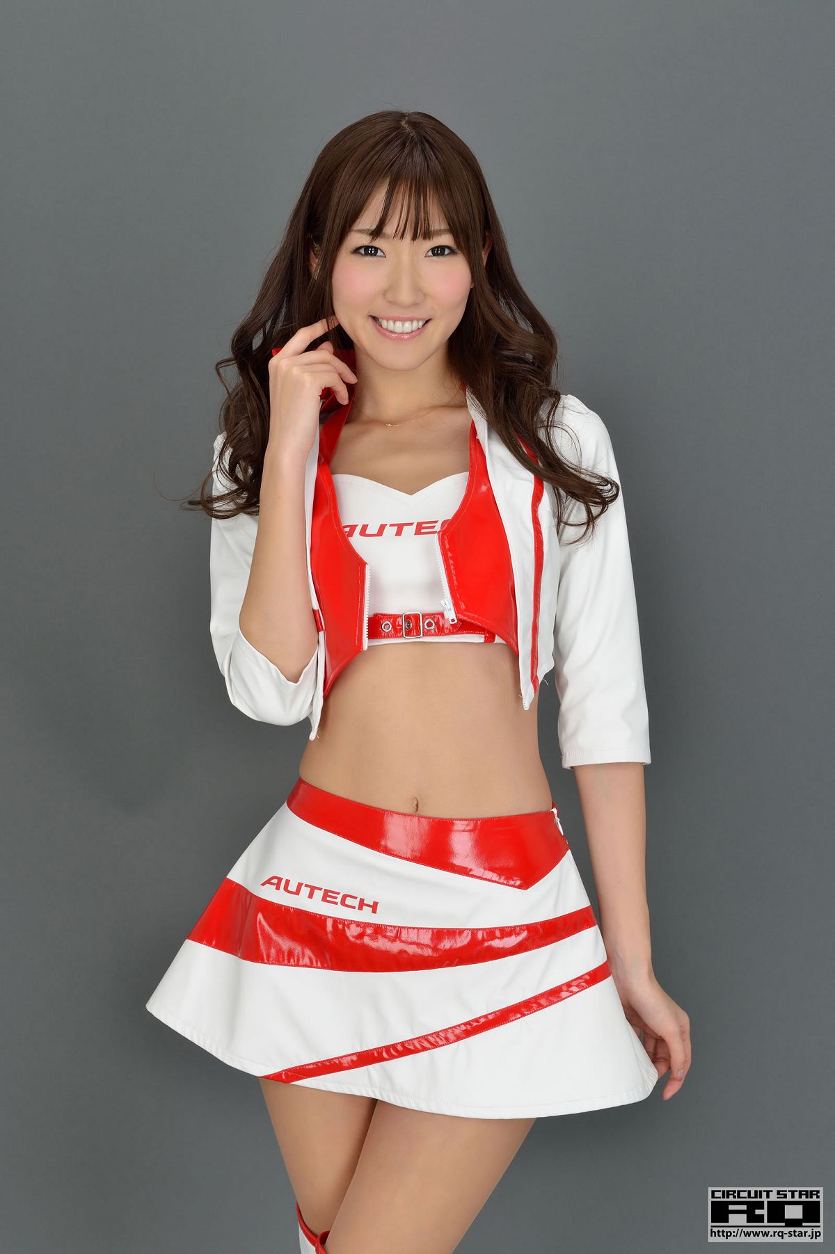 [RQ-STAR] 2013.05.08 NO.00794 Chinatsu Minami 美波千夏 Race Queen [70P]
