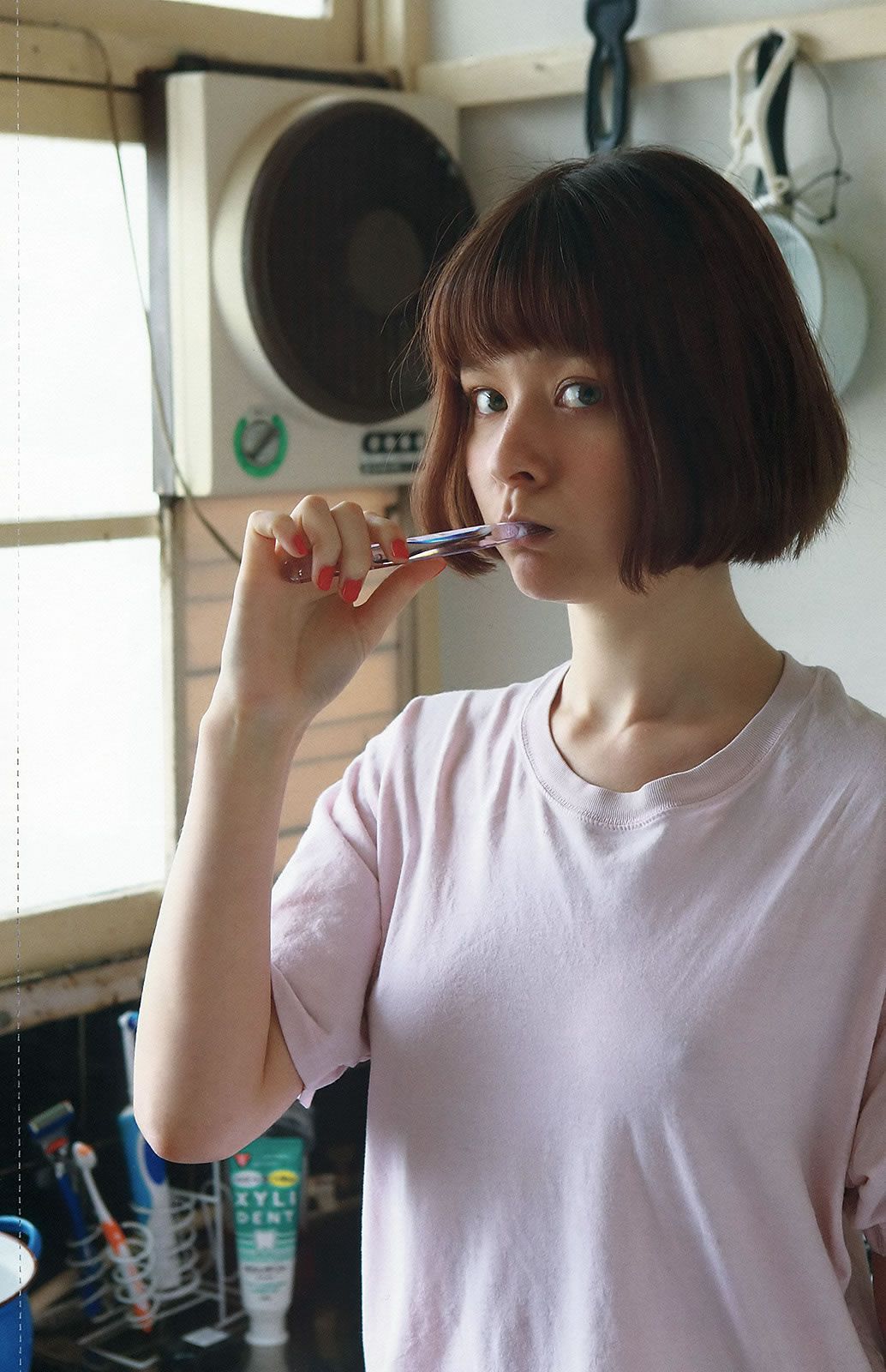 [Weekly Playboy] 2012 No.53 綾瀬はるか 中村静香 北原里英 白石麻衣 新川優愛 水樹奈々 [47P]