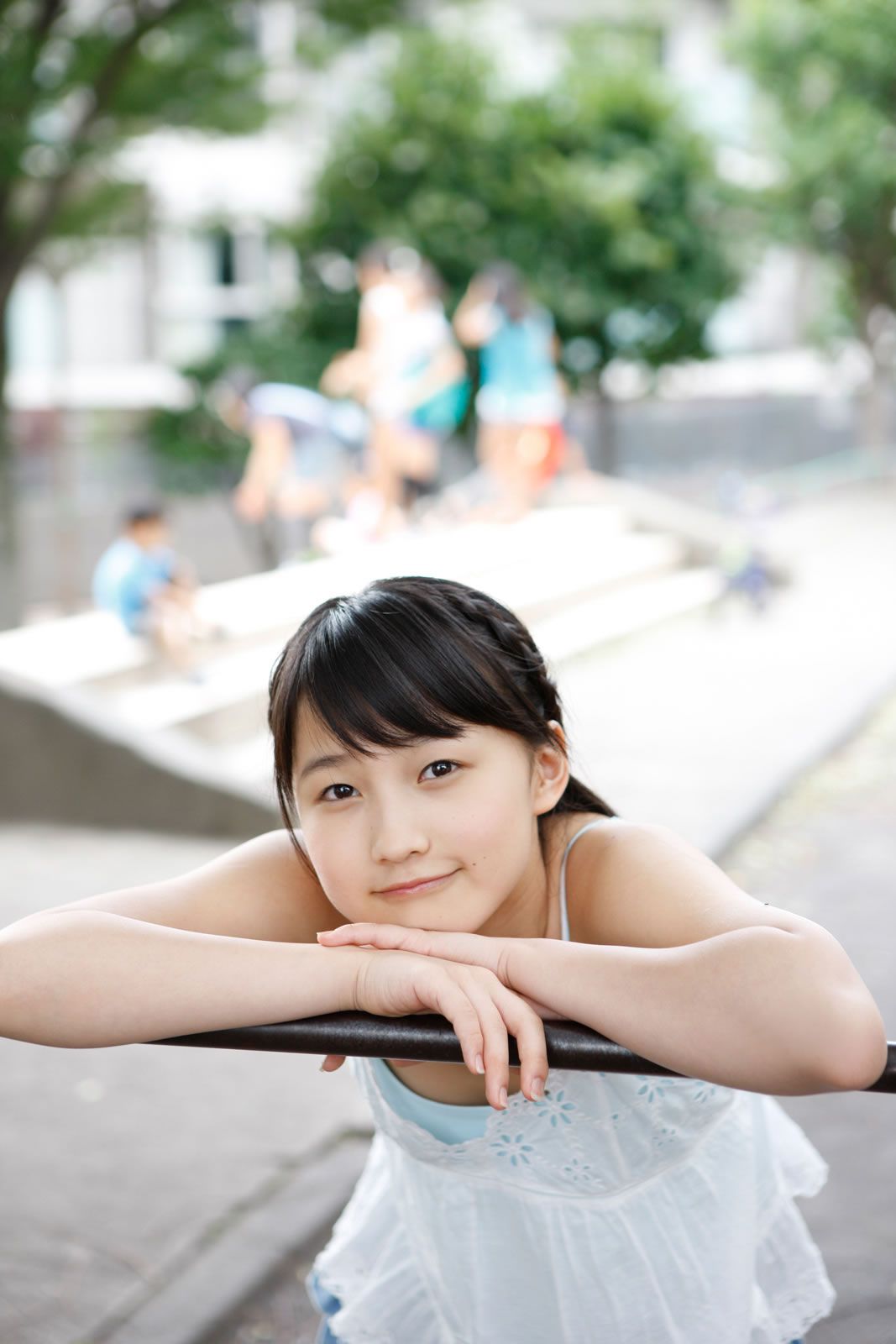 [Hello! Project digital books] 2013.04.24 No.105 Riho Sayashi 鞘師里保 [110P]