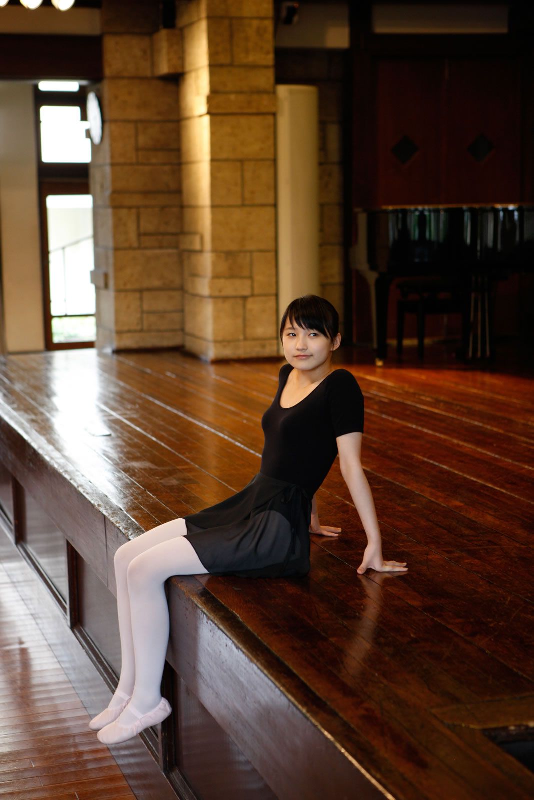 [Hello! Project digital books] 2013.04.24 No.105 Riho Sayashi 鞘師里保 [110P]