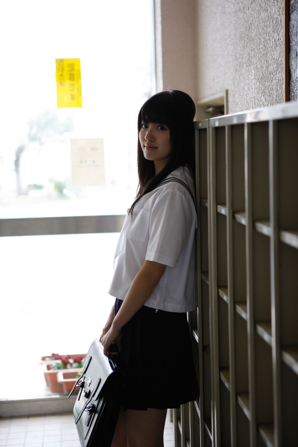 [Hello! Project digital books] 2013.05.23 No.105 Airi Suzuki 鈴木愛理 [106P]