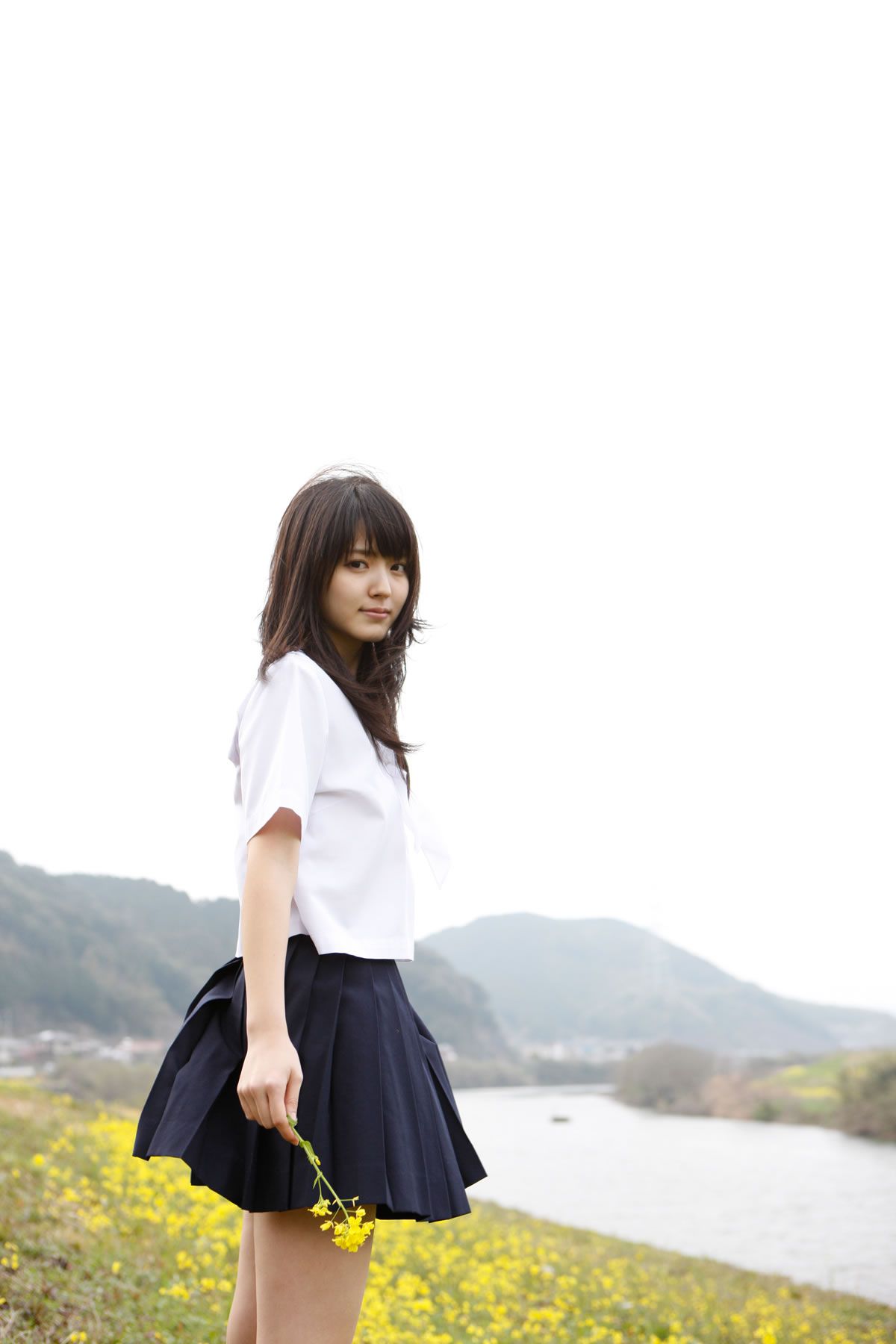 [Hello! Project digital books] 2013.05.23 No.105 Airi Suzuki 鈴木愛理 [106P]