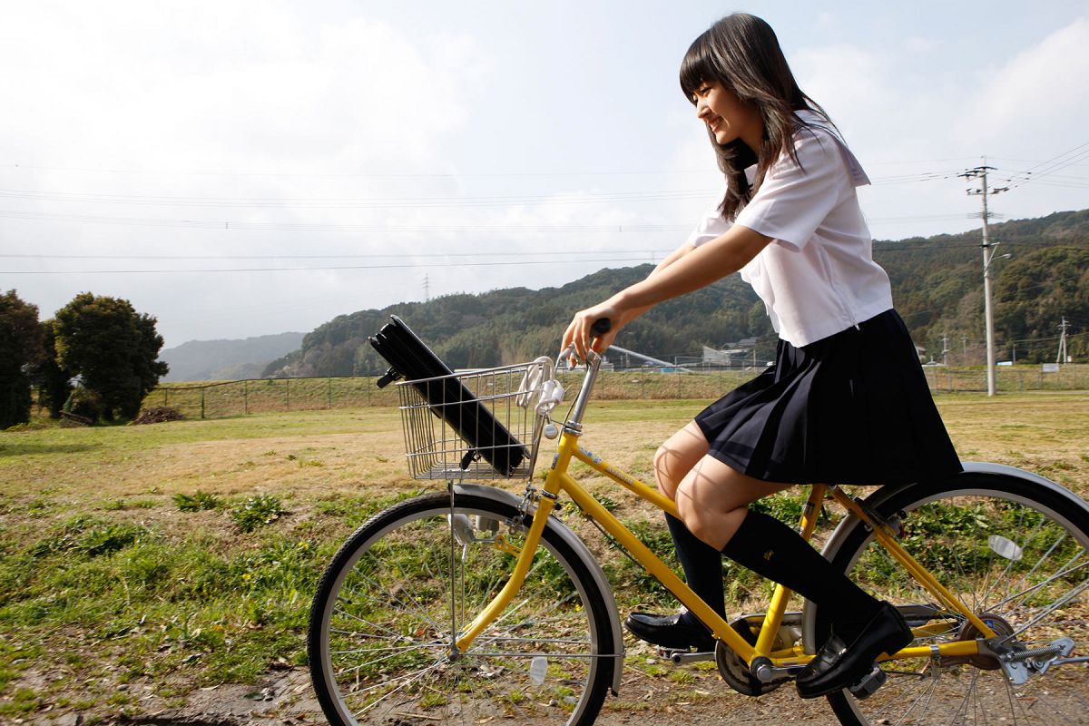[Hello! Project digital books] 2013.05.23 No.105 Airi Suzuki 鈴木愛理 [106P]