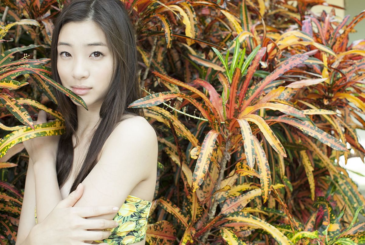 [image.tv] 2013.05 Rika Adachi 足立梨花 - [オトナモード] [43P]