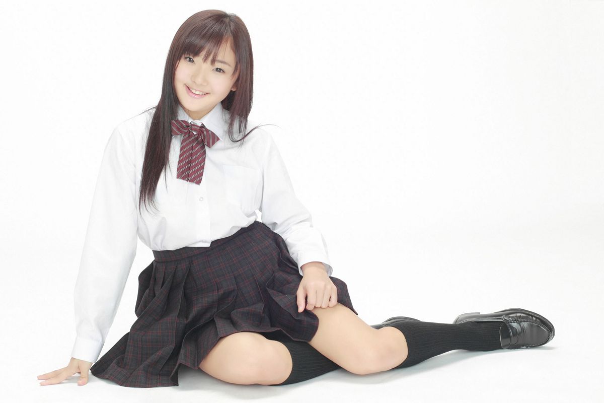 [YS-Web] 2013.04.27 Vol.551 Niina Aizawa 愛沢新菜 [53P]