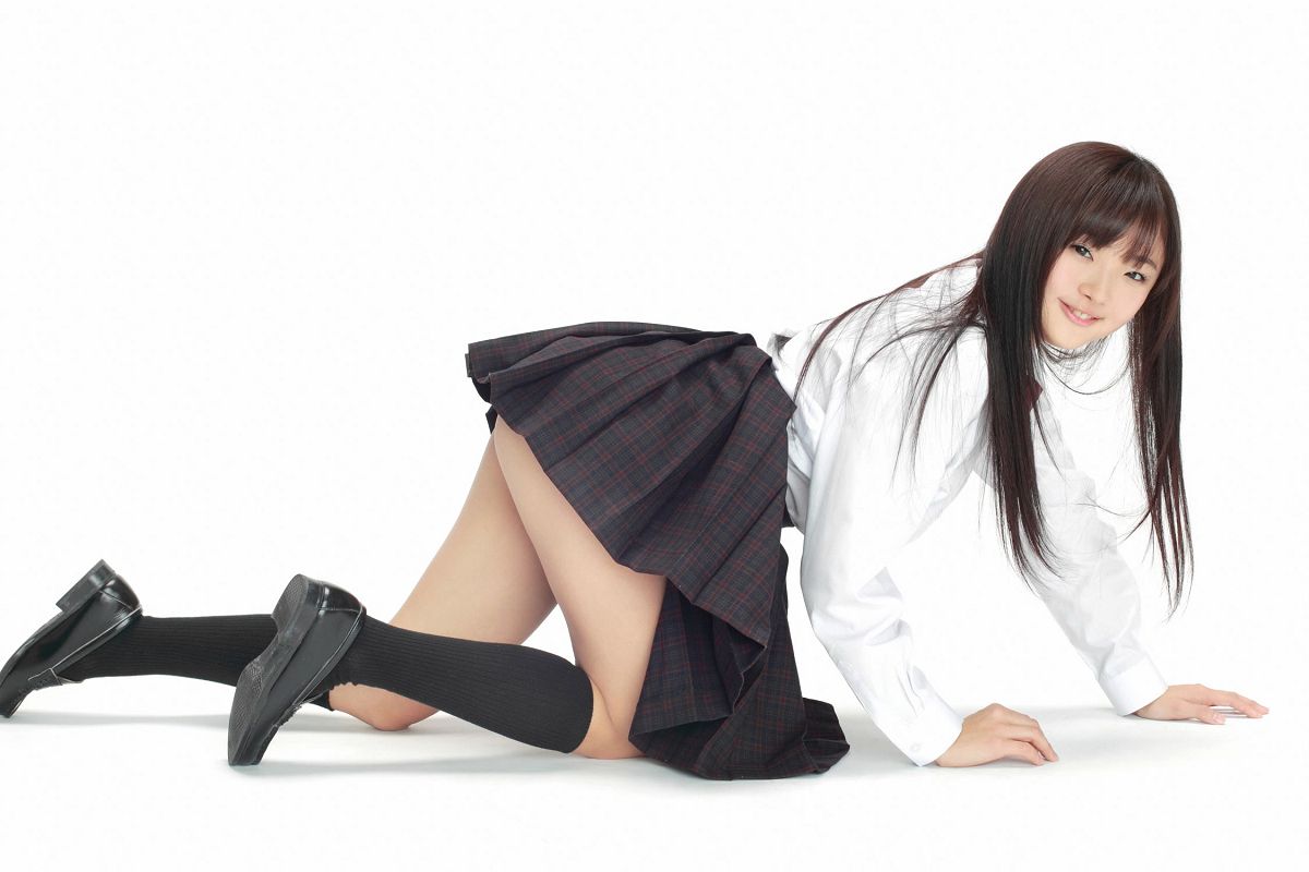 [YS-Web] 2013.04.27 Vol.551 Niina Aizawa 愛沢新菜 [53P]