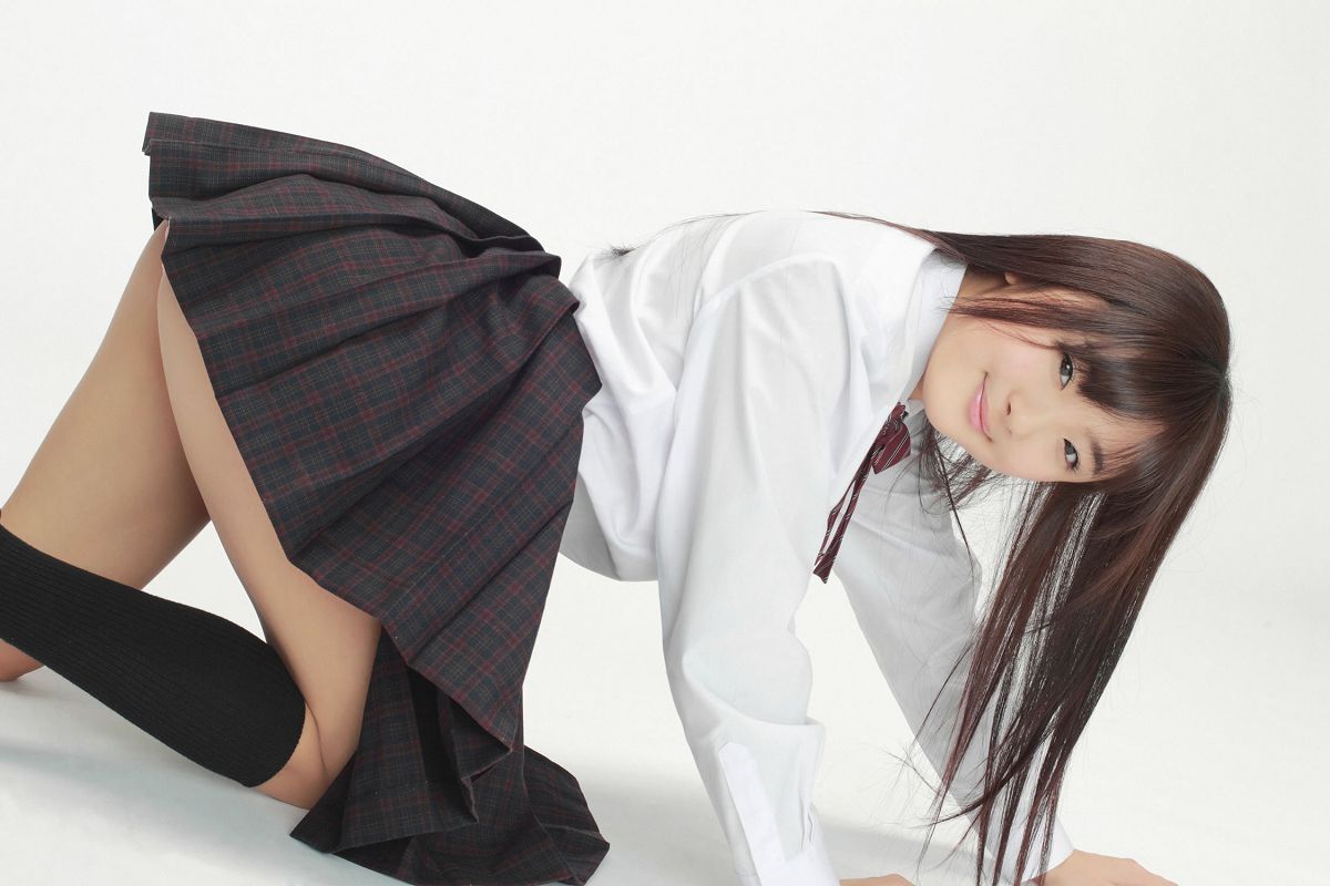 [YS-Web] 2013.04.27 Vol.551 Niina Aizawa 愛沢新菜 [53P]