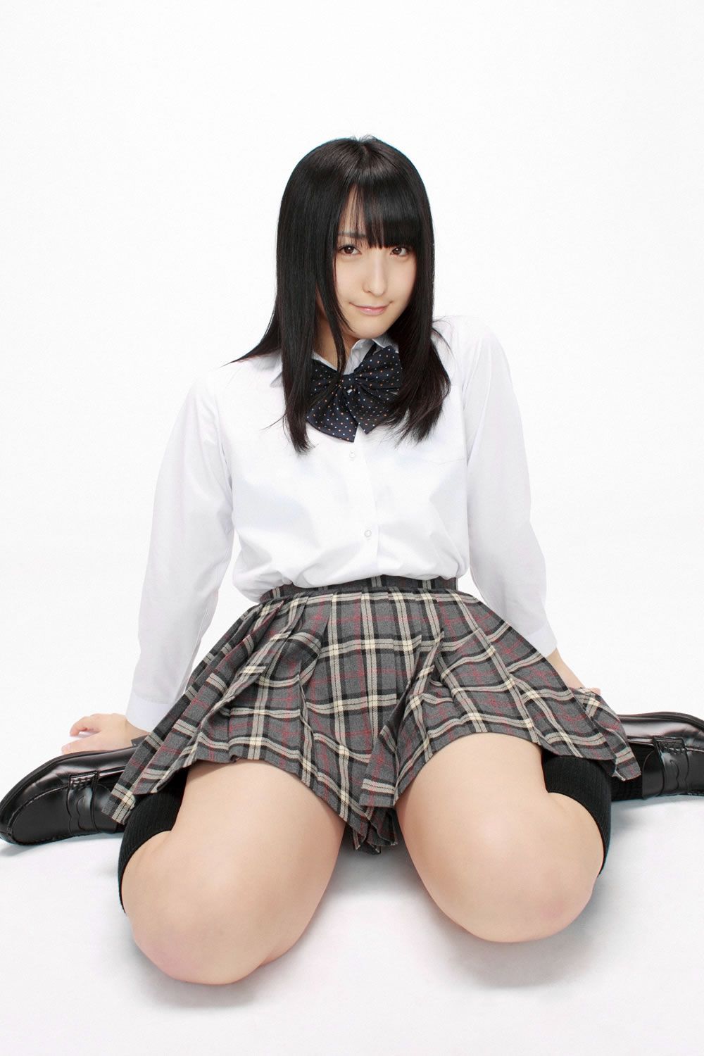 [YS Web] 2013.04.01 Vol.555 Satoko Hirano 平野聡子 純情可憐、博多っ娘入学！[49P]
