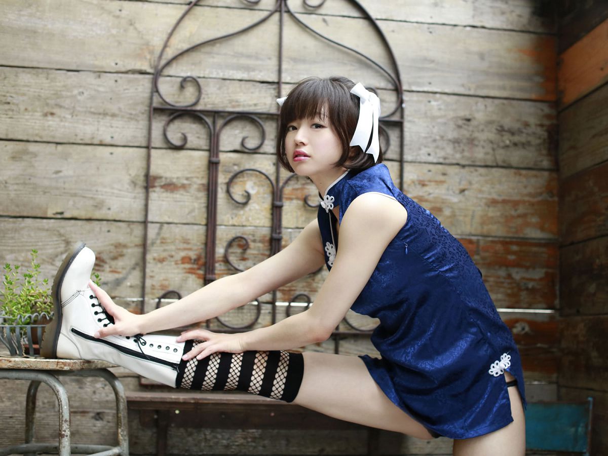 [Sabra] 2013.07.25 OVER GIRＬ喜屋武ちあき [100P]