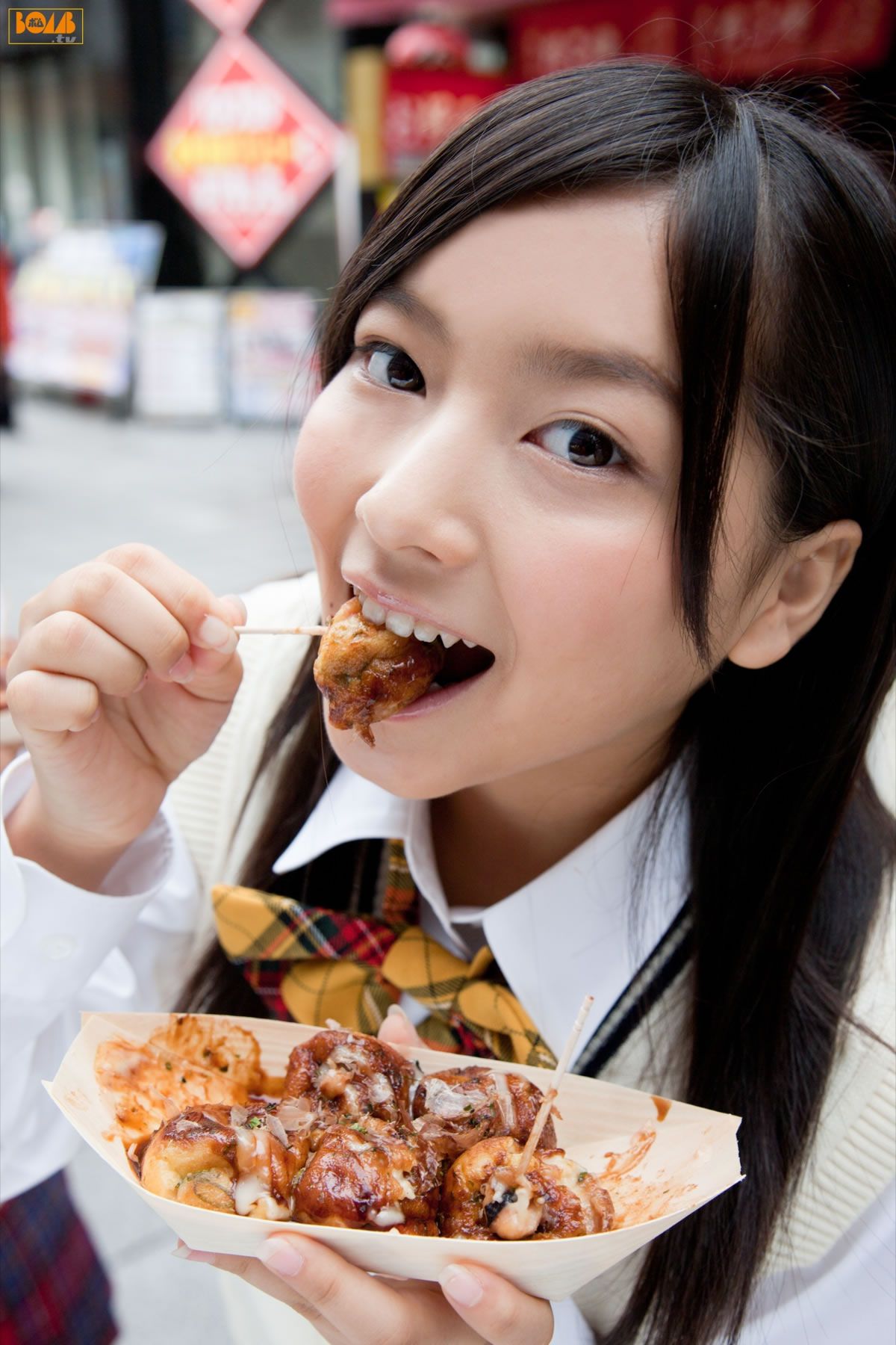 [BOMB.tv] 2011.01 NMB48 [49P]