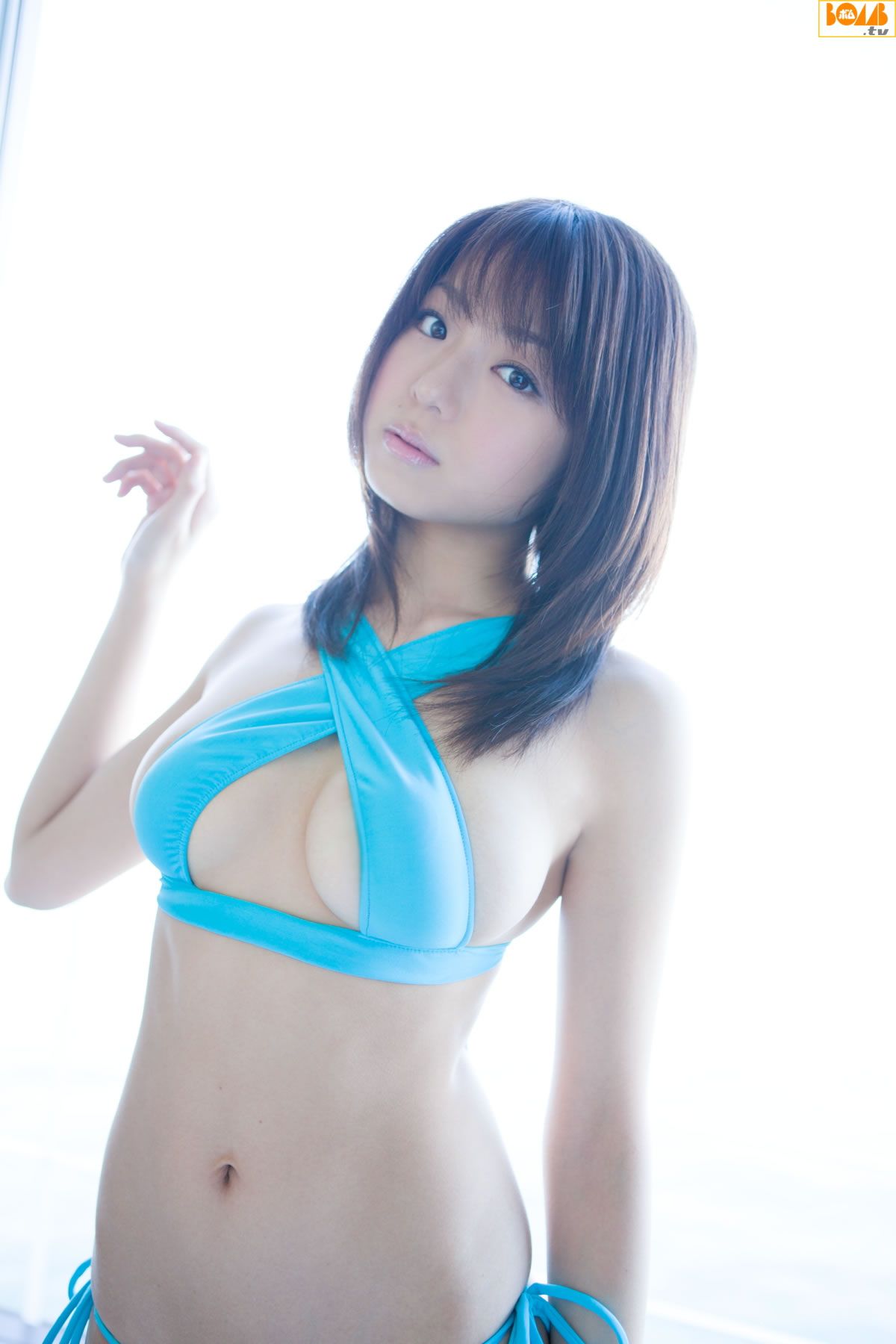 [BOMB.tv] 2011.03 Shizuka Nakamura 中村静香 [51P]
