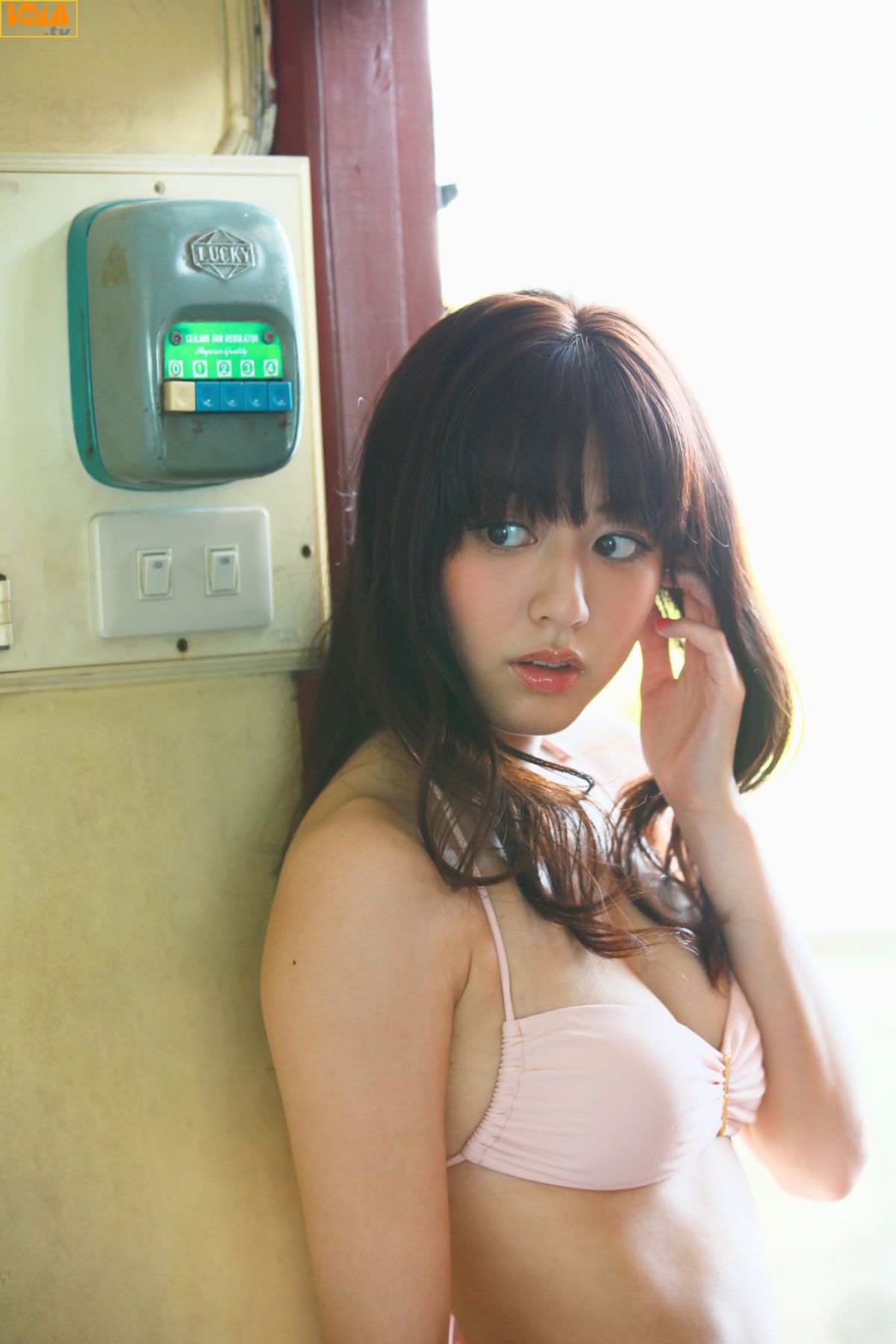 [BOMB.tv] 2011.09 Yumi Sugimoto 杉本有美 [54P]