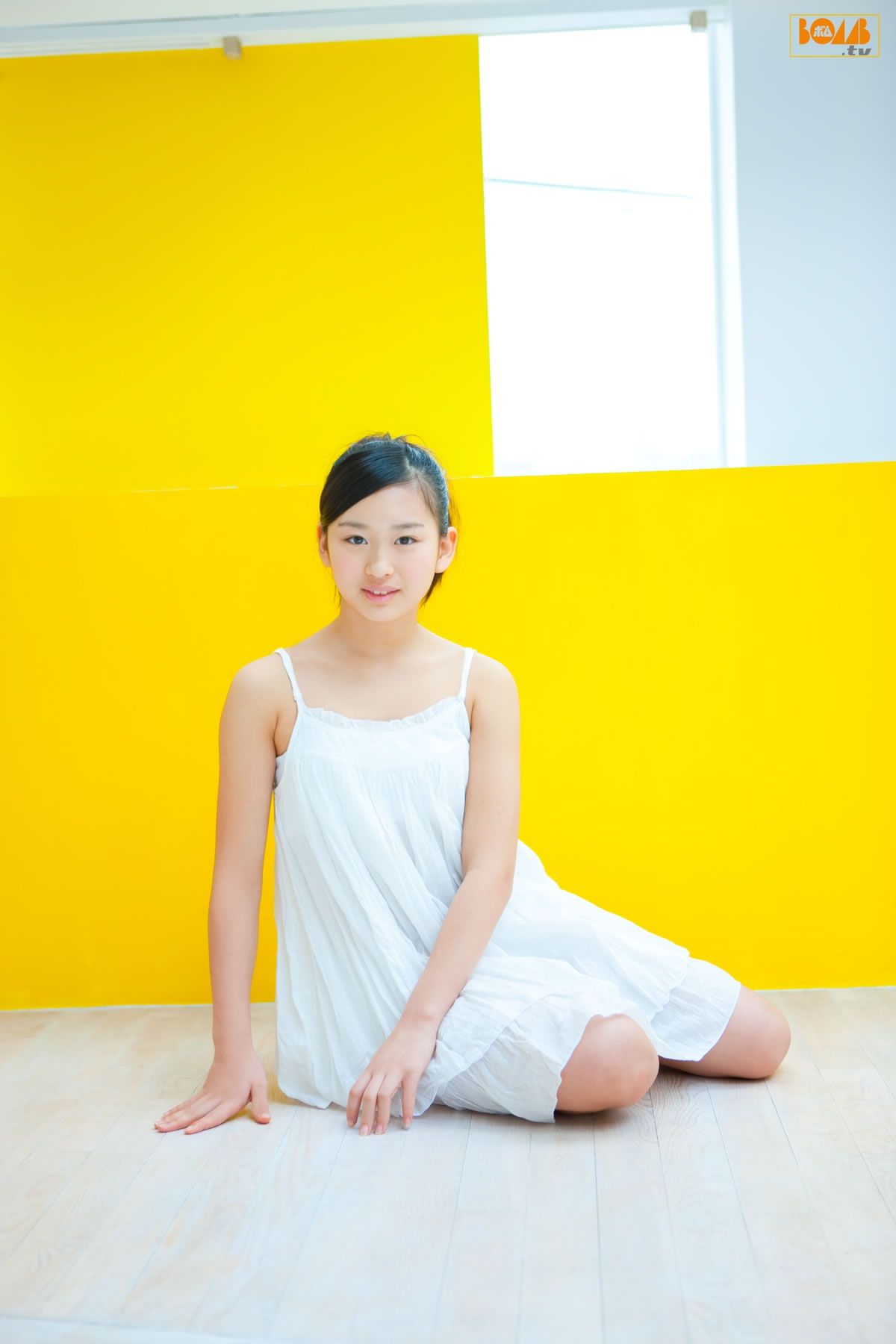 [BOMB.tv] 2011.05 Rui Kiriyama 桐山瑠衣 [25P]