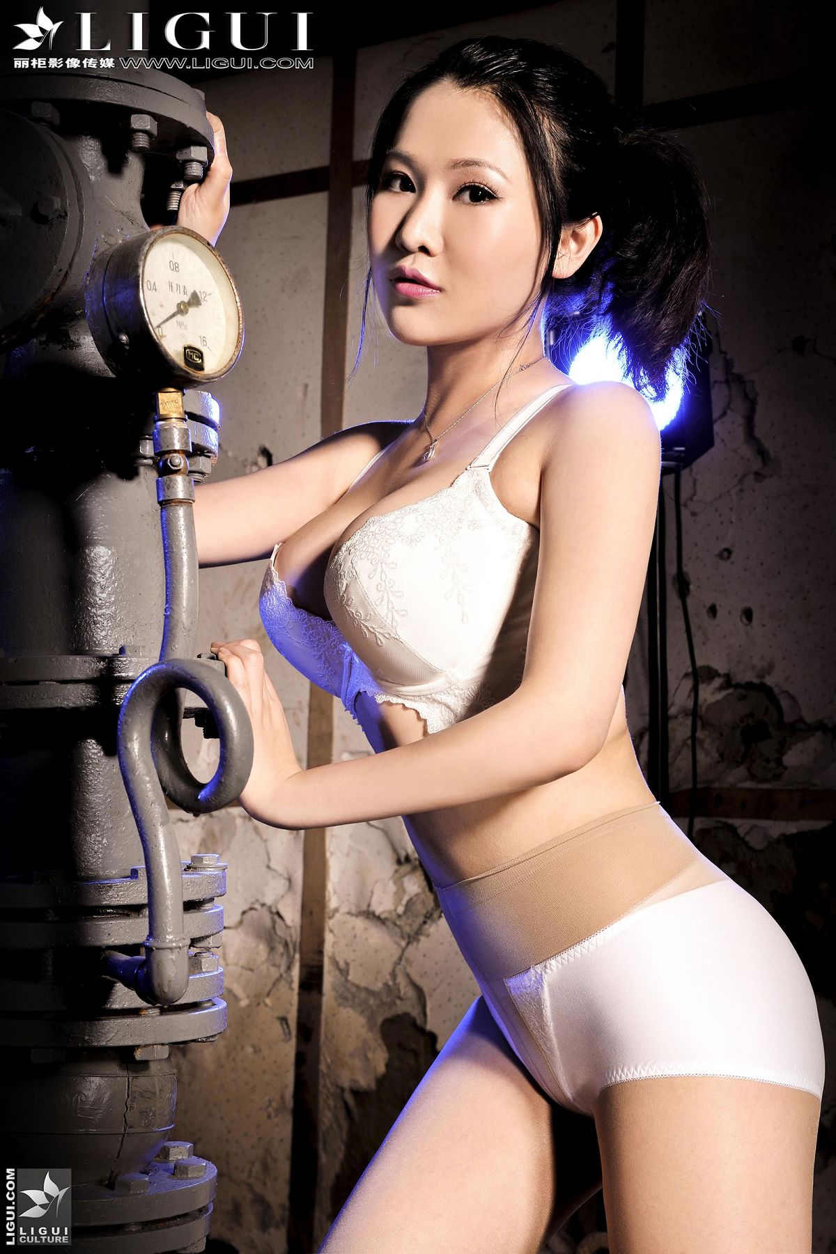 [Ligui] 丽柜 2013.08.01 Model 文静 [54P]