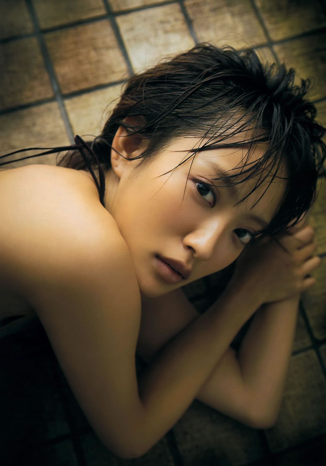 [Weekly Playboy] 2013 No.32 夏菜 大场美奈 篠崎爱 浅野えみ [42P]