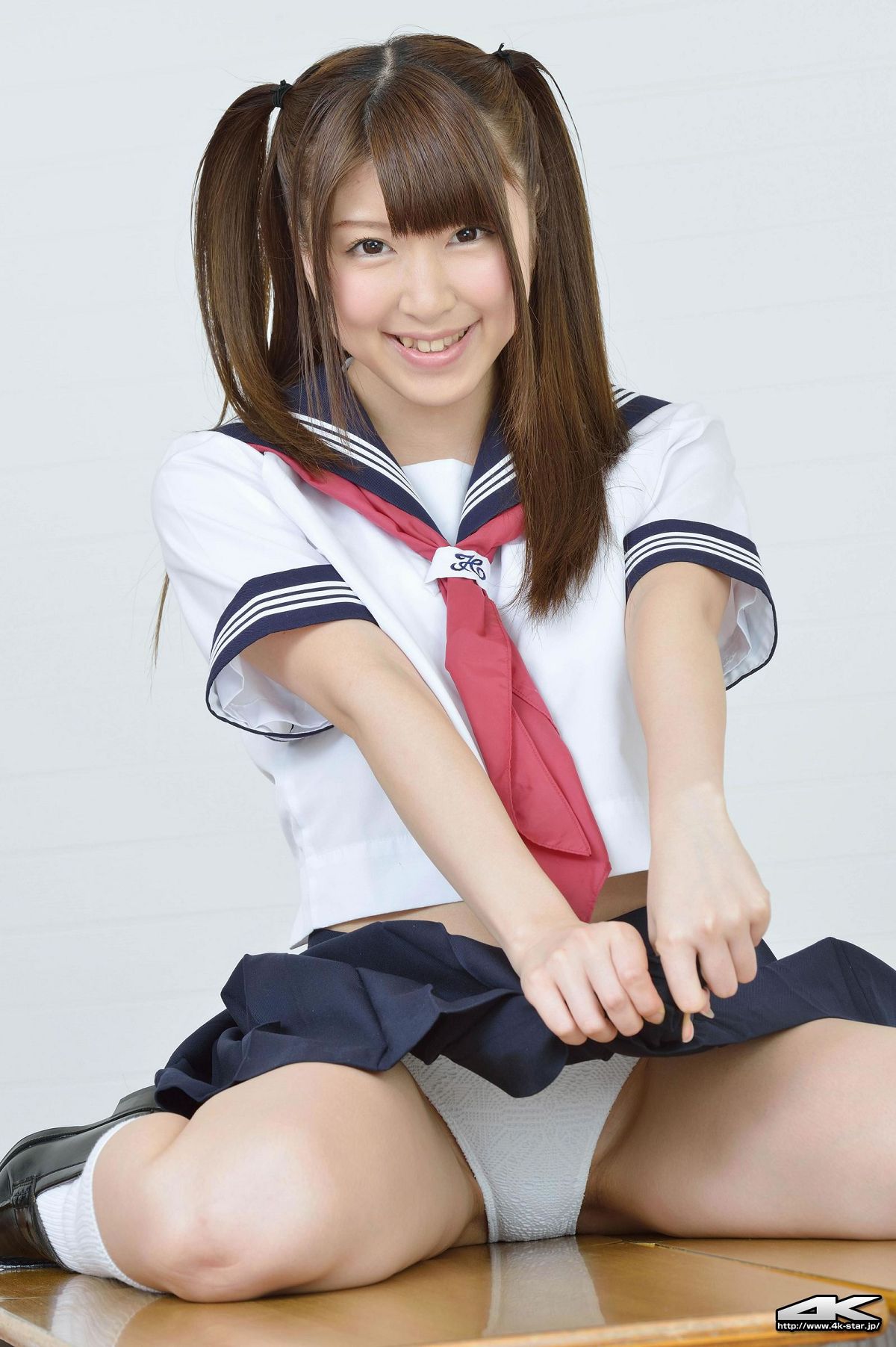 [4K-Star] 2013.07.24 NO.00204 誉田みに セーラー服 [81P]