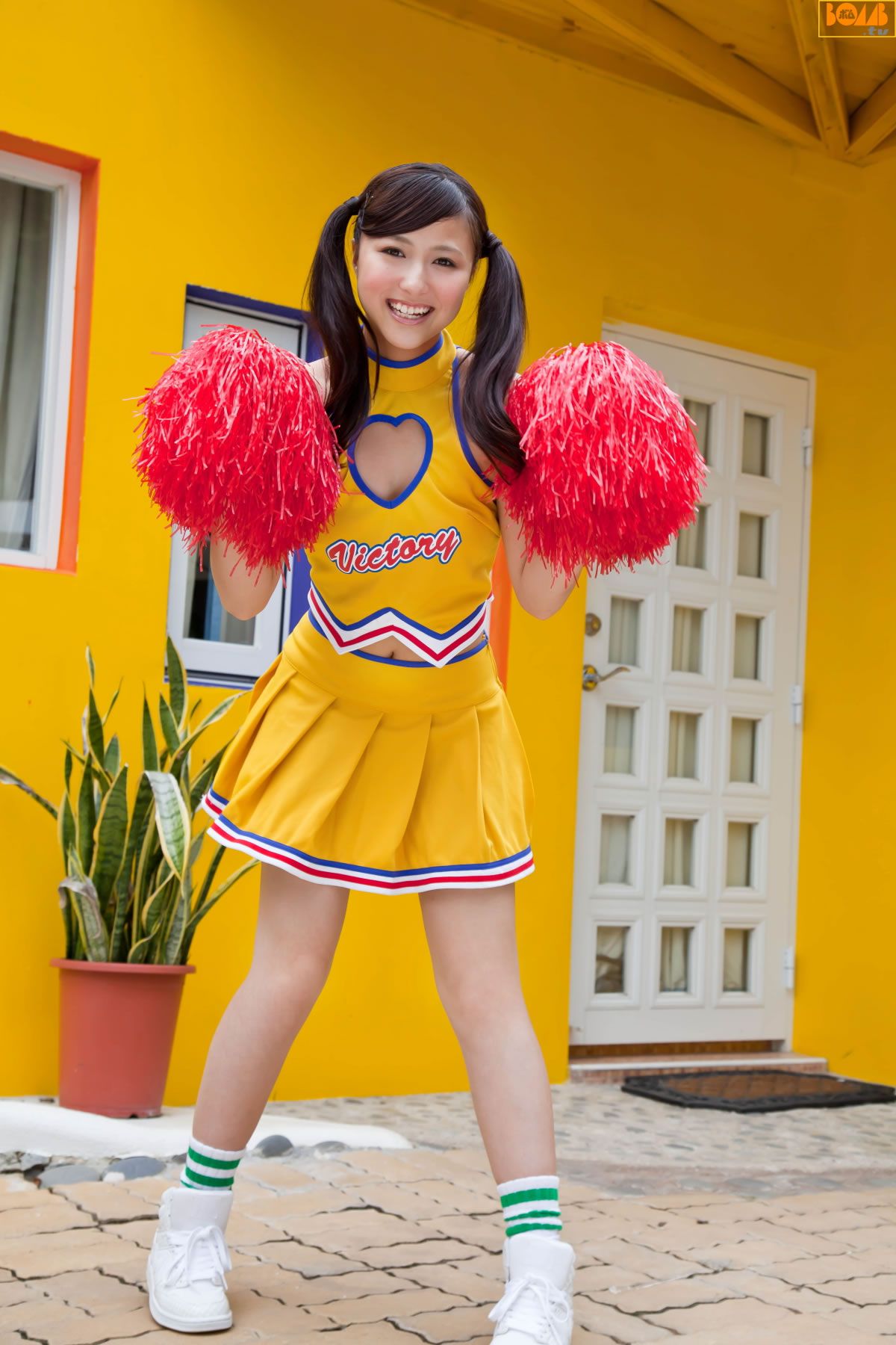 [BOMB.tv] 2012.01 Asako Murase 村瀬綾里子 [36P]