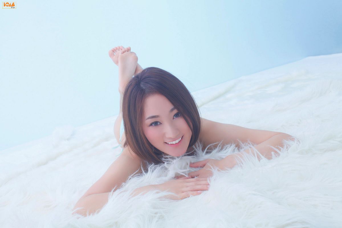 [BOMB.tv] 2012.01 Mika Yoshinaga 吉永実夏 [39P]