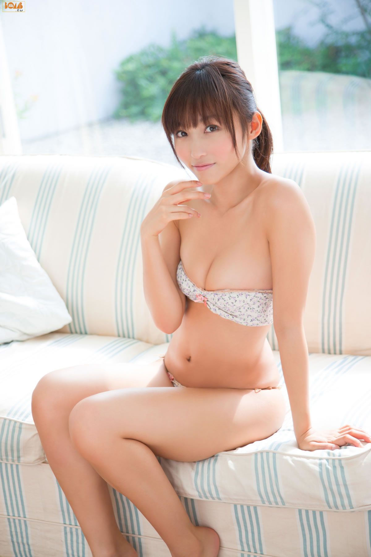 [BOMB.tv] 2012.01 Risa Yoshiki 吉木りさ [73P]