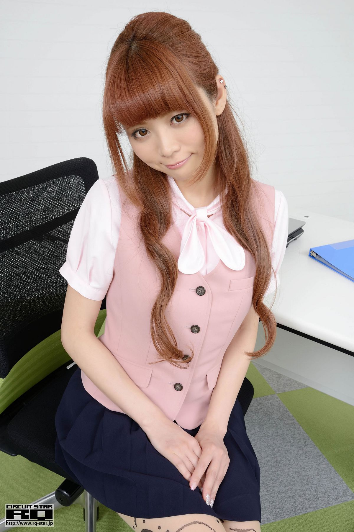 [RQ-STAR] 2013.08.07 NO.00832 Aine Sayuka 朔矢あいね Office Lady [120P]