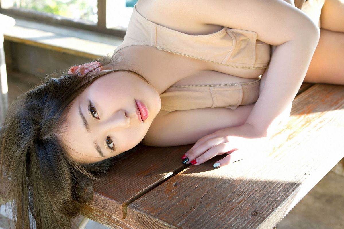 [YS-Web] 2013.08.07 Vol.561 Yuri Murakami 村上友梨 [116P]