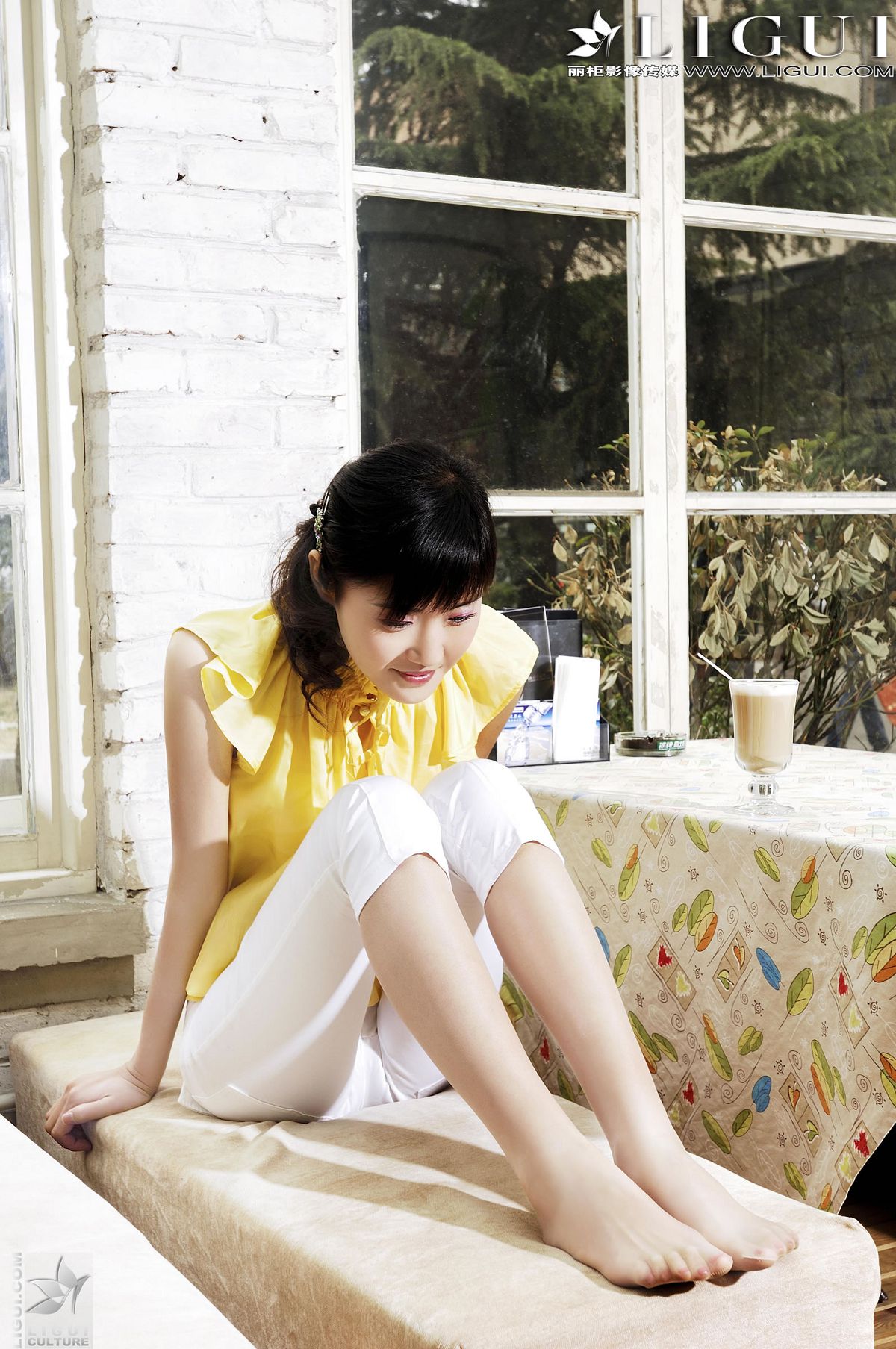 [Ligui] 丽柜 2013.08.22 Model 婷婷 [48P]