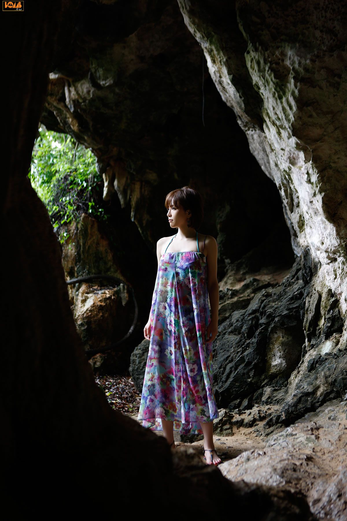 [BOMB.tv] 2012.10 Shaku Yumiko 釈由美子 [51P]