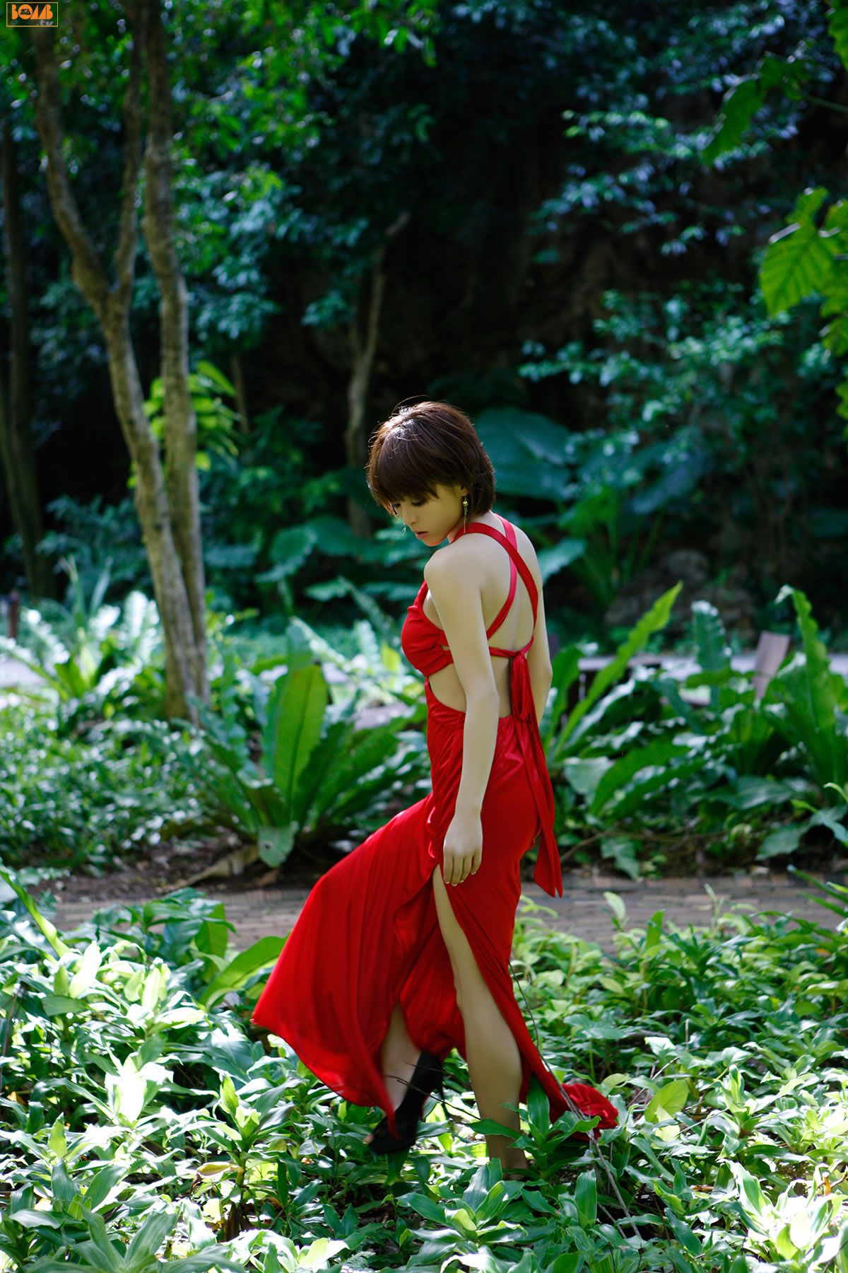 [BOMB.tv] 2012.10 Shaku Yumiko 釈由美子 [51P]